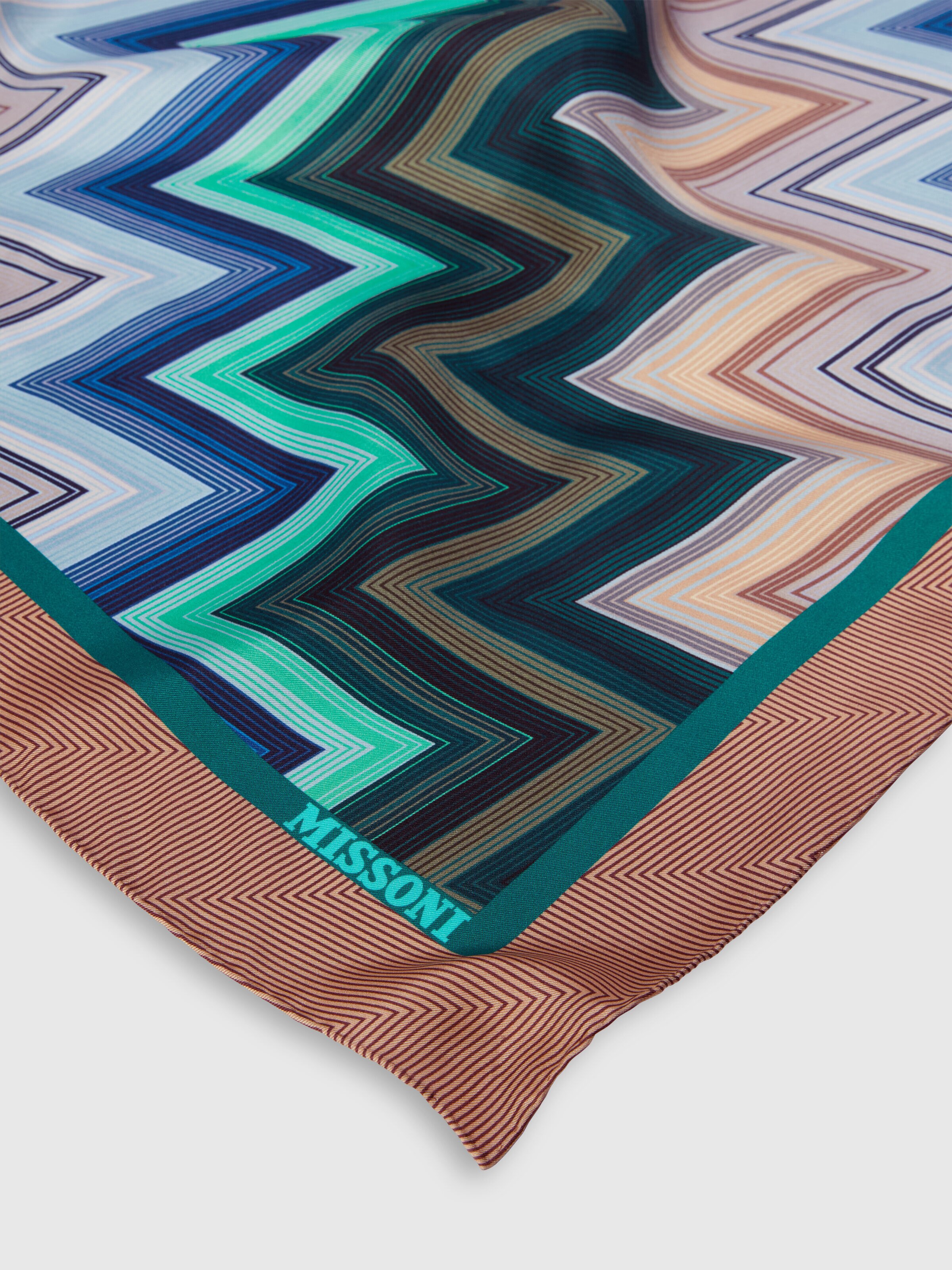 100% silk scarf with zigzag pattern, Multicoloured  - 1