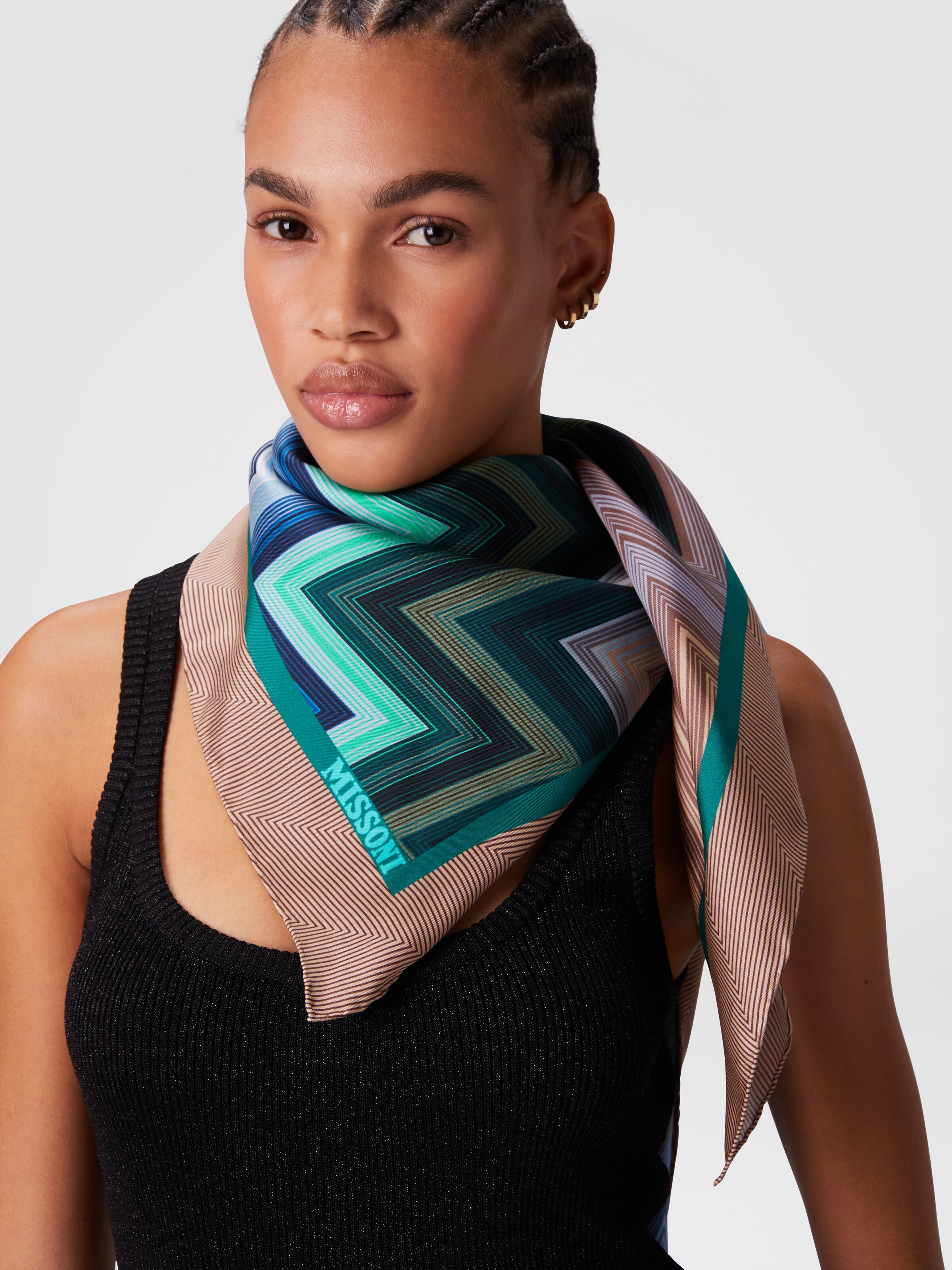 100% silk scarf with zigzag pattern, Multicoloured  - 2