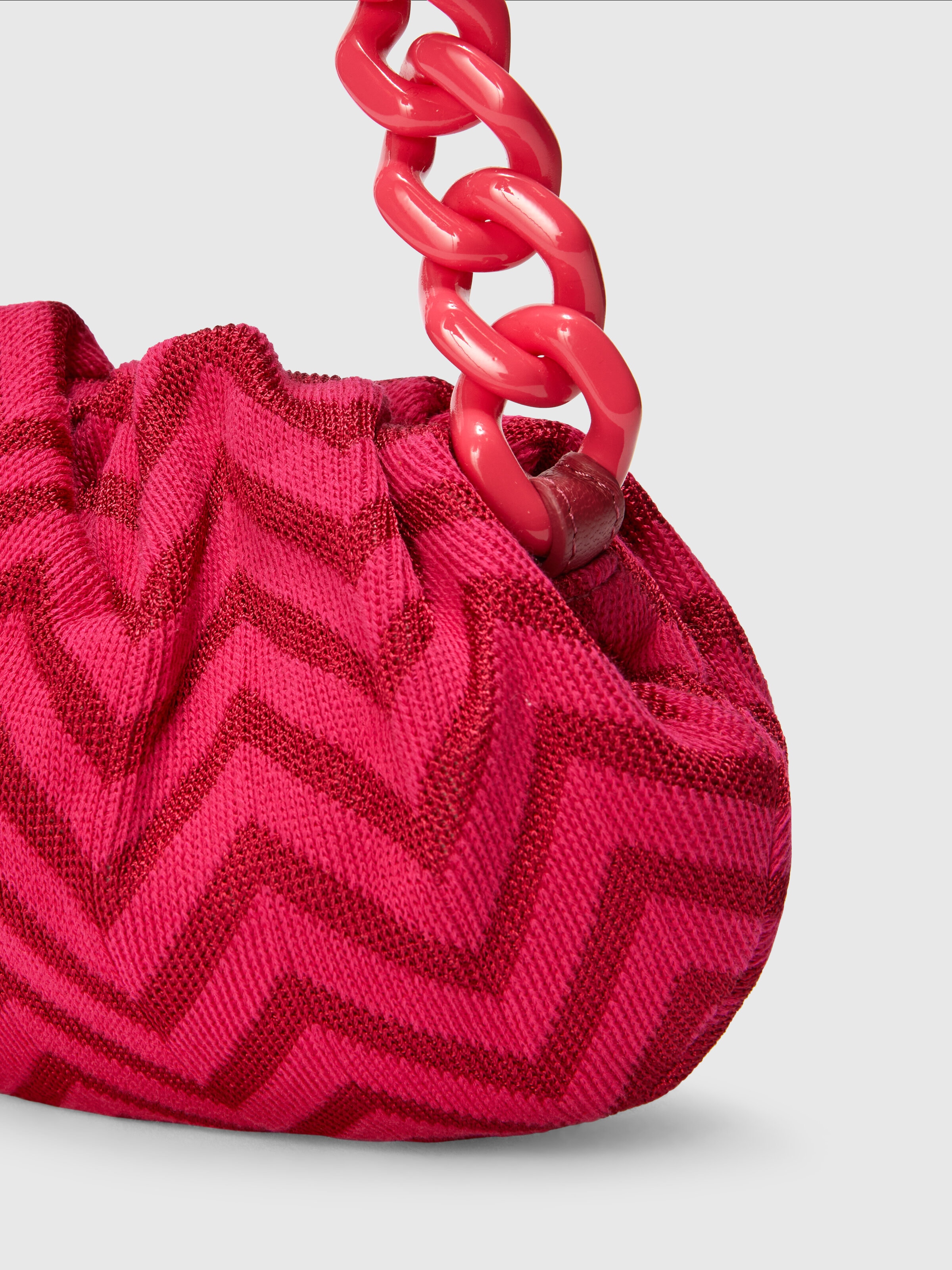 Zig zag cotton blend pouch with chain strap, Pink   - 2