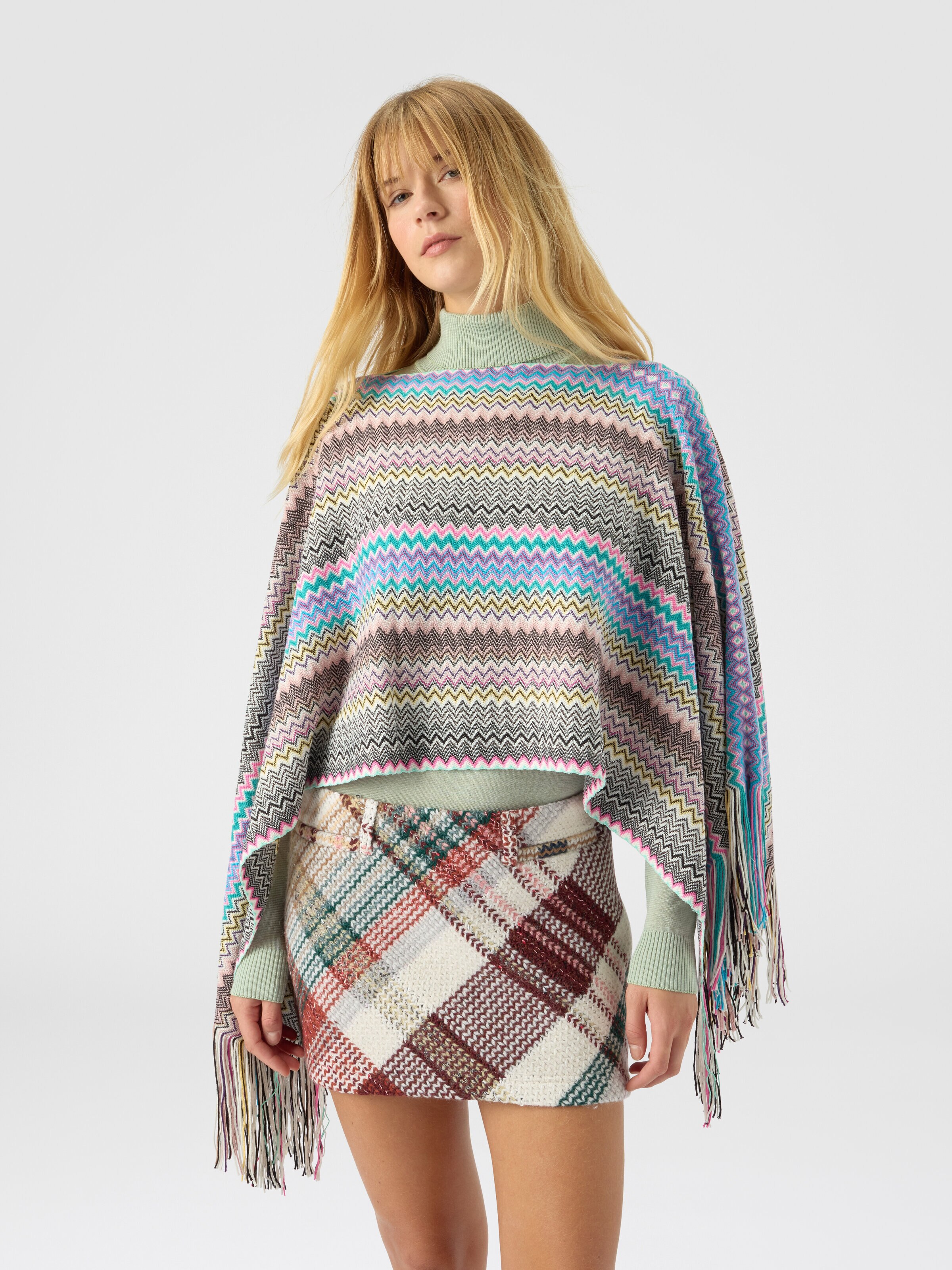 Wool-blend zigzag poncho with fringes, Multicoloured  - 1