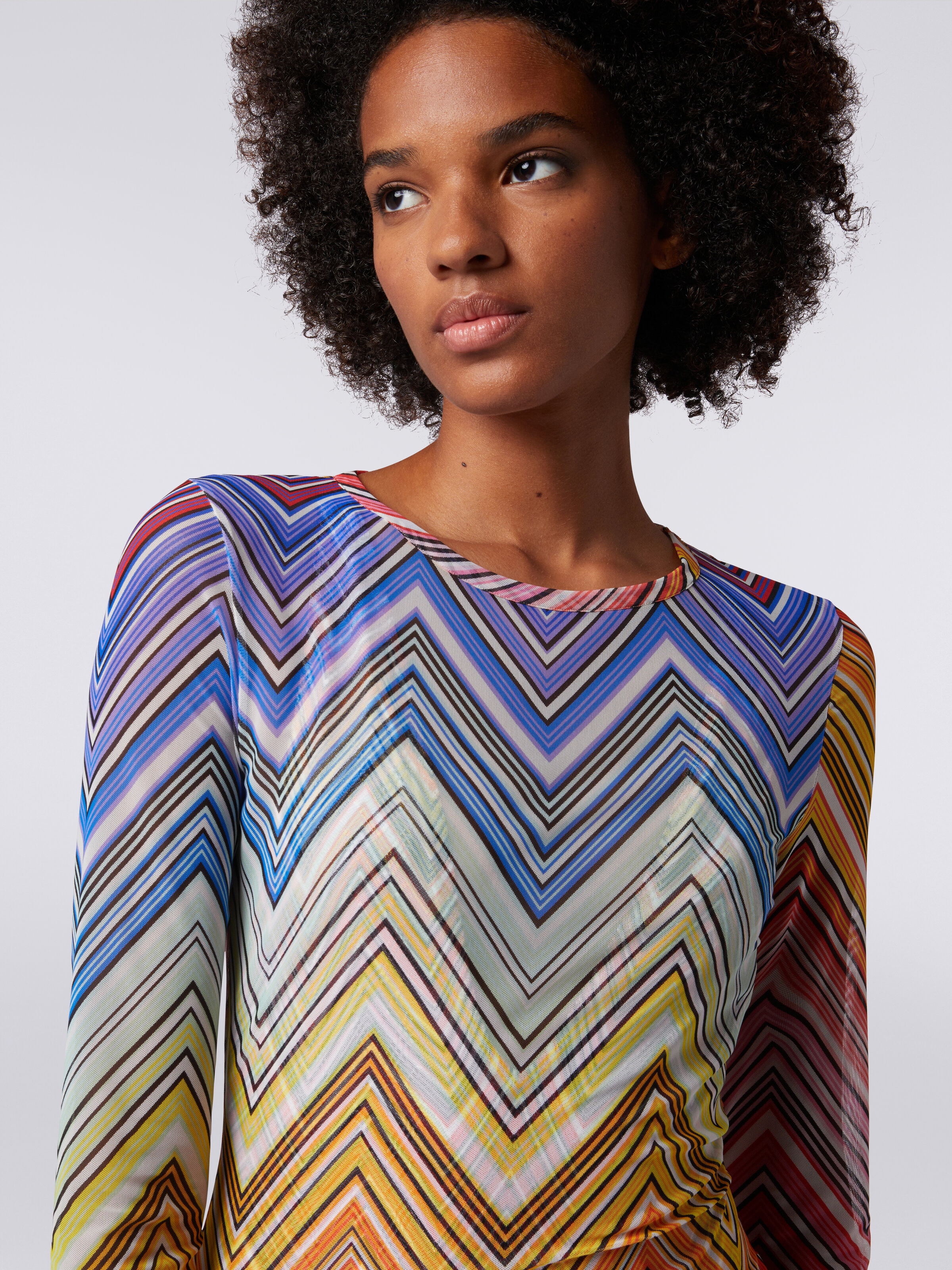 Vestido de playa de tul con estampado zigzag, Multicolor  - 4