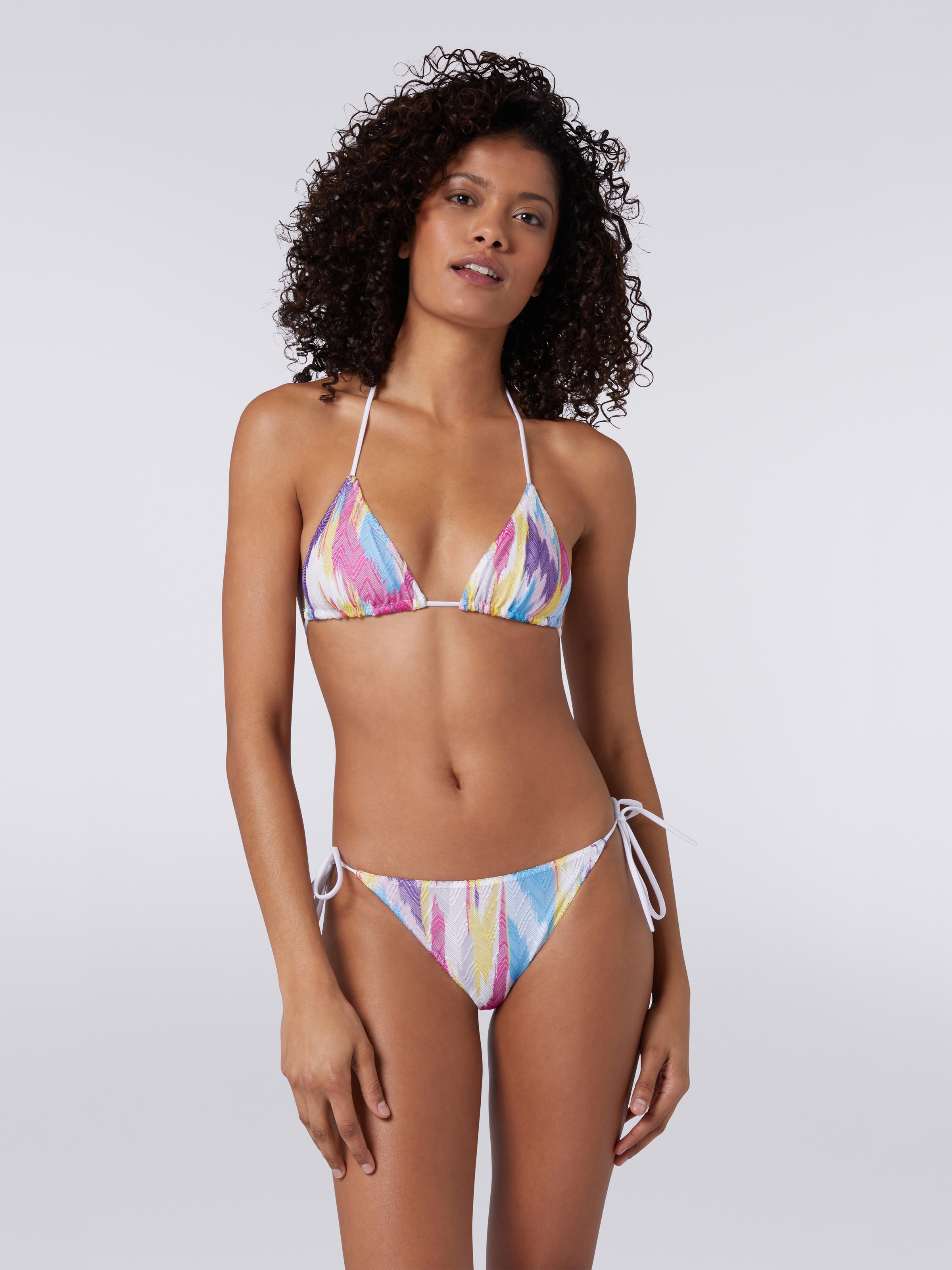 Strick-Bikini mit Zickzackmuster und Flammgarn-Print, Mehrfarbig  - 1