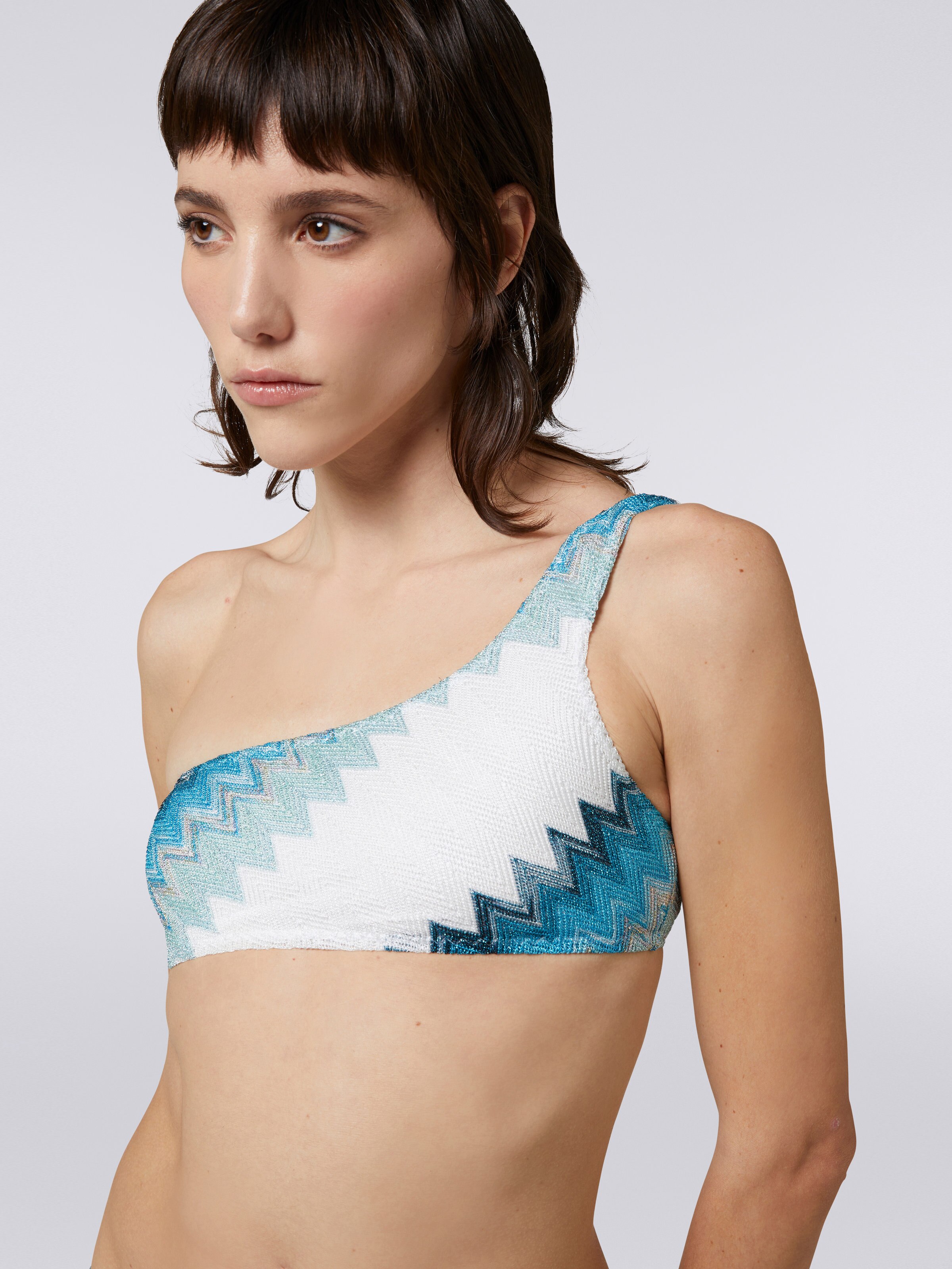 Bikini monospalla con zig zag e lamé, Bianco, Azzurro &  Celeste - 4
