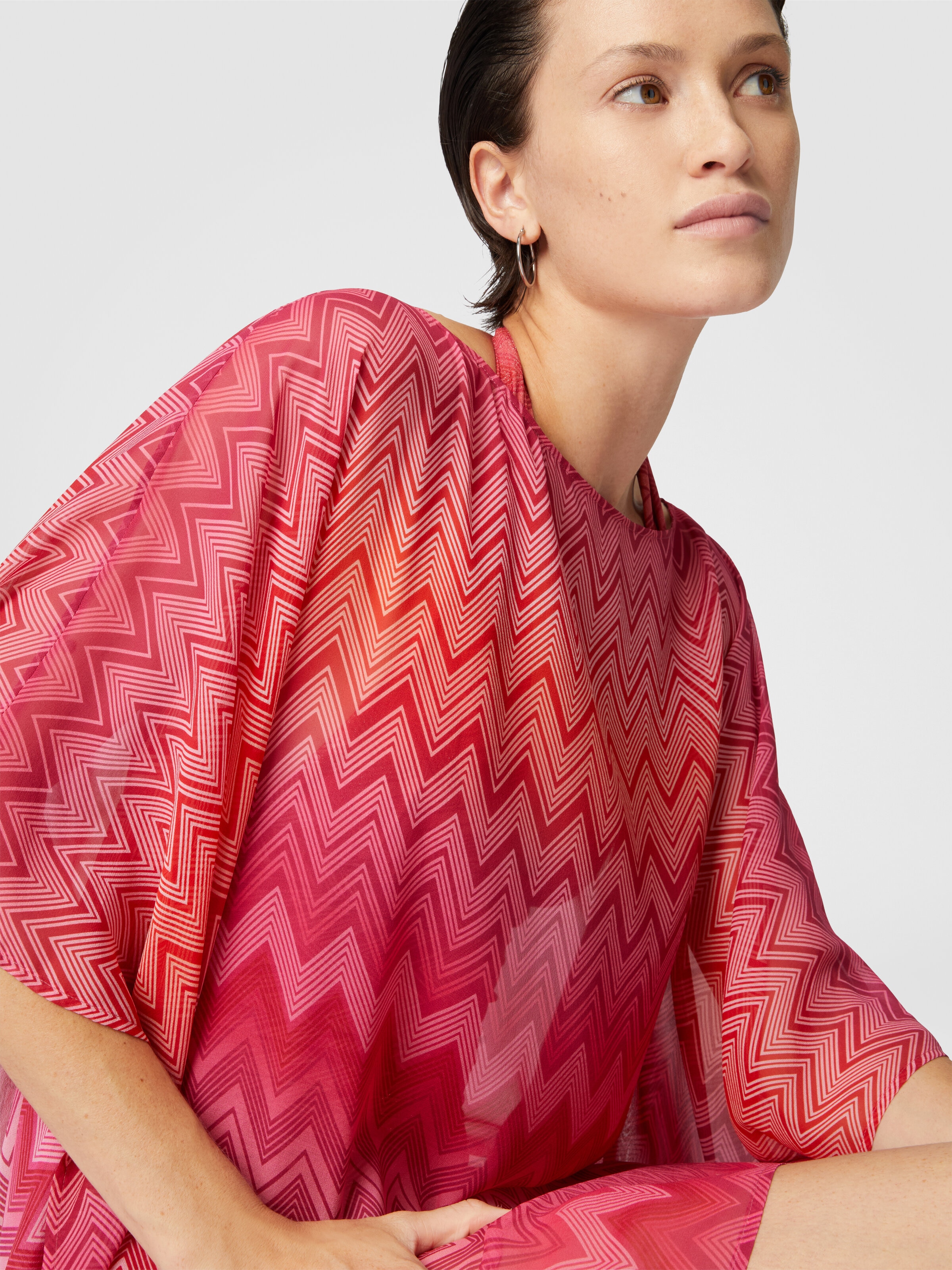 Caftan court en soie imprimée à manches larges, Rouge  - 4
