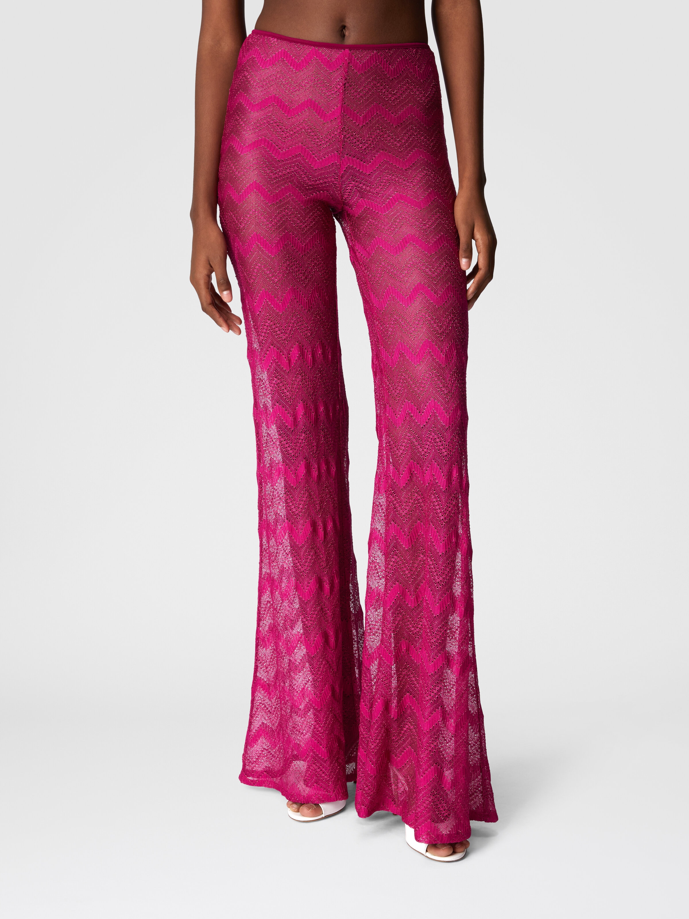 Pantaloni copricostume flare in viscosa zig zag lamé, Viola  - 3