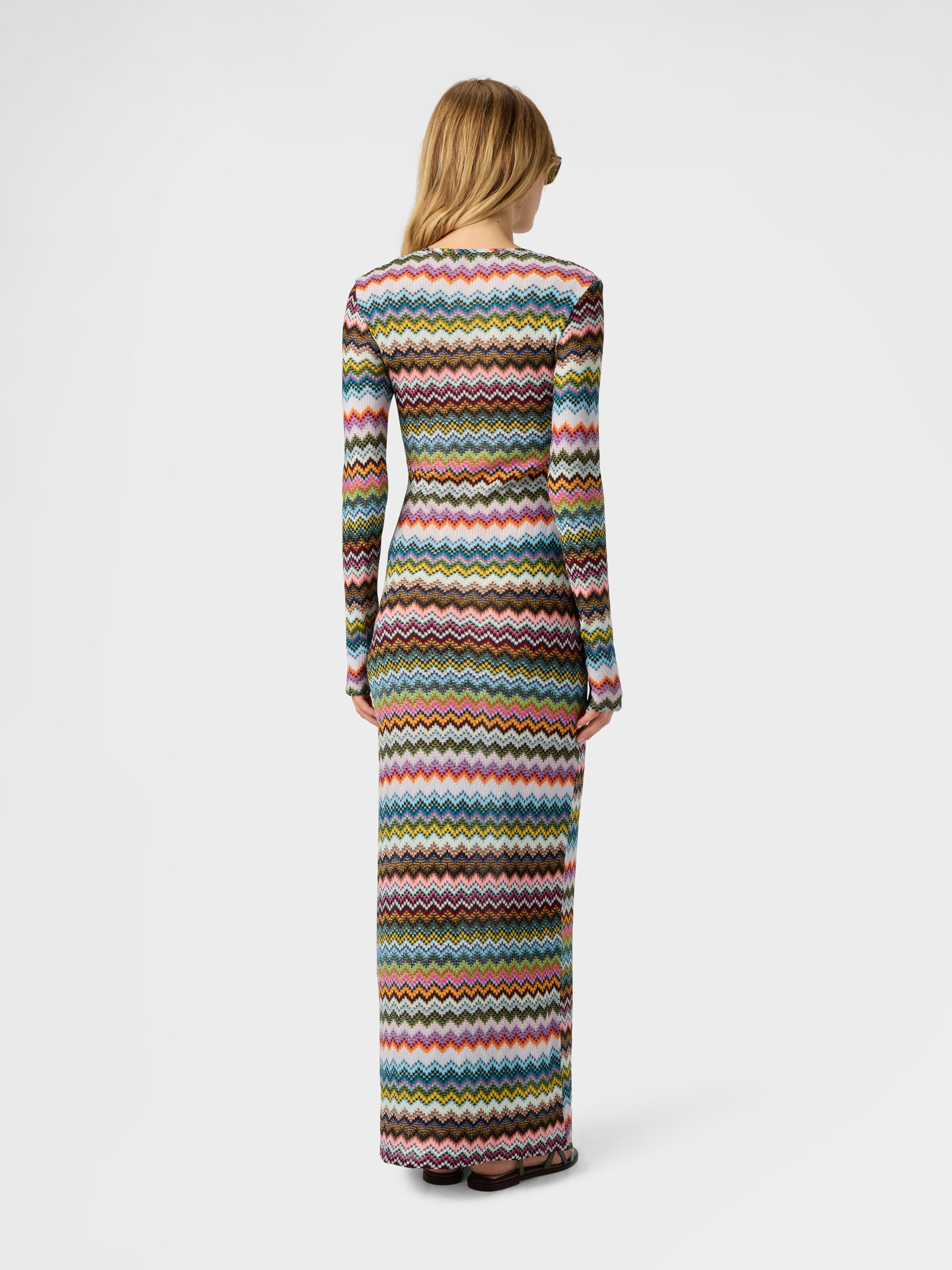 Long cover-up in lamé viscose with pixel-effect zigzag pattern, Black & Multicoloured - 2
