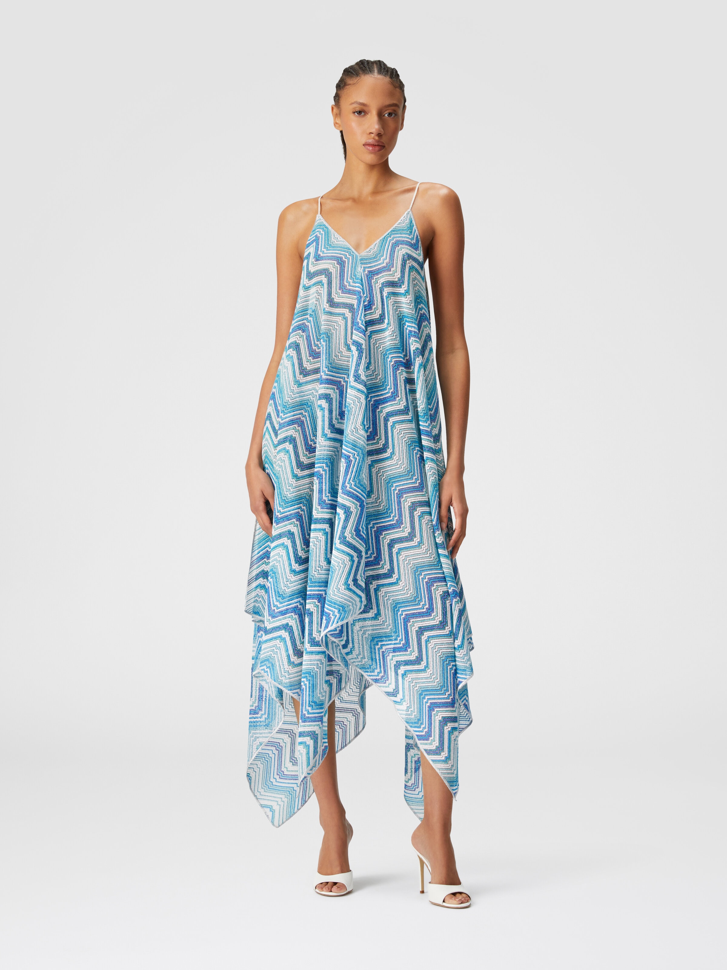 Long cover-up with neck scarf cut in chevron crochet lamé, Blue - 1