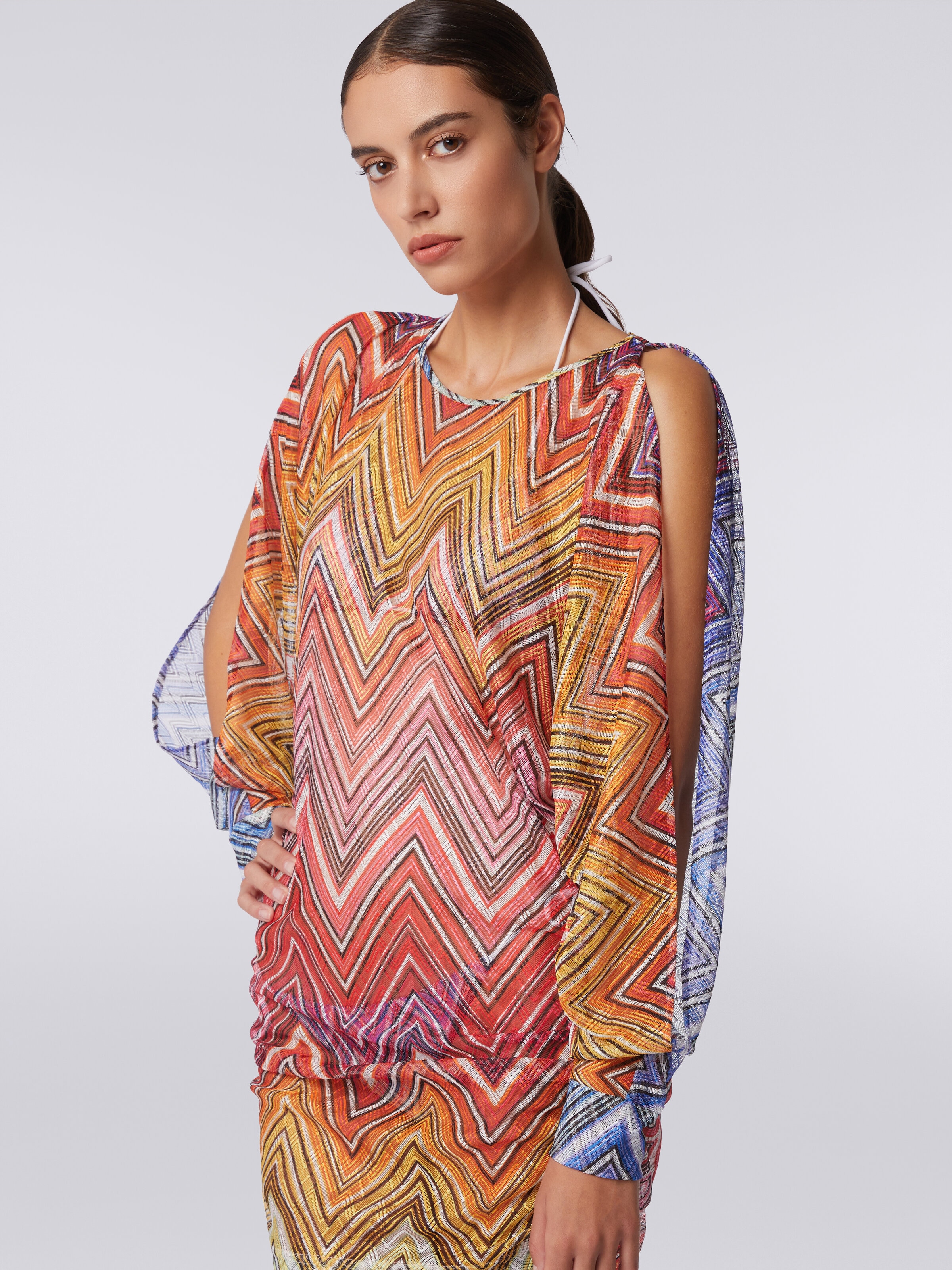 Kurzes Strandkleid aus Stoff mit Zickzack-Print, Mehrfarbig  - 4
