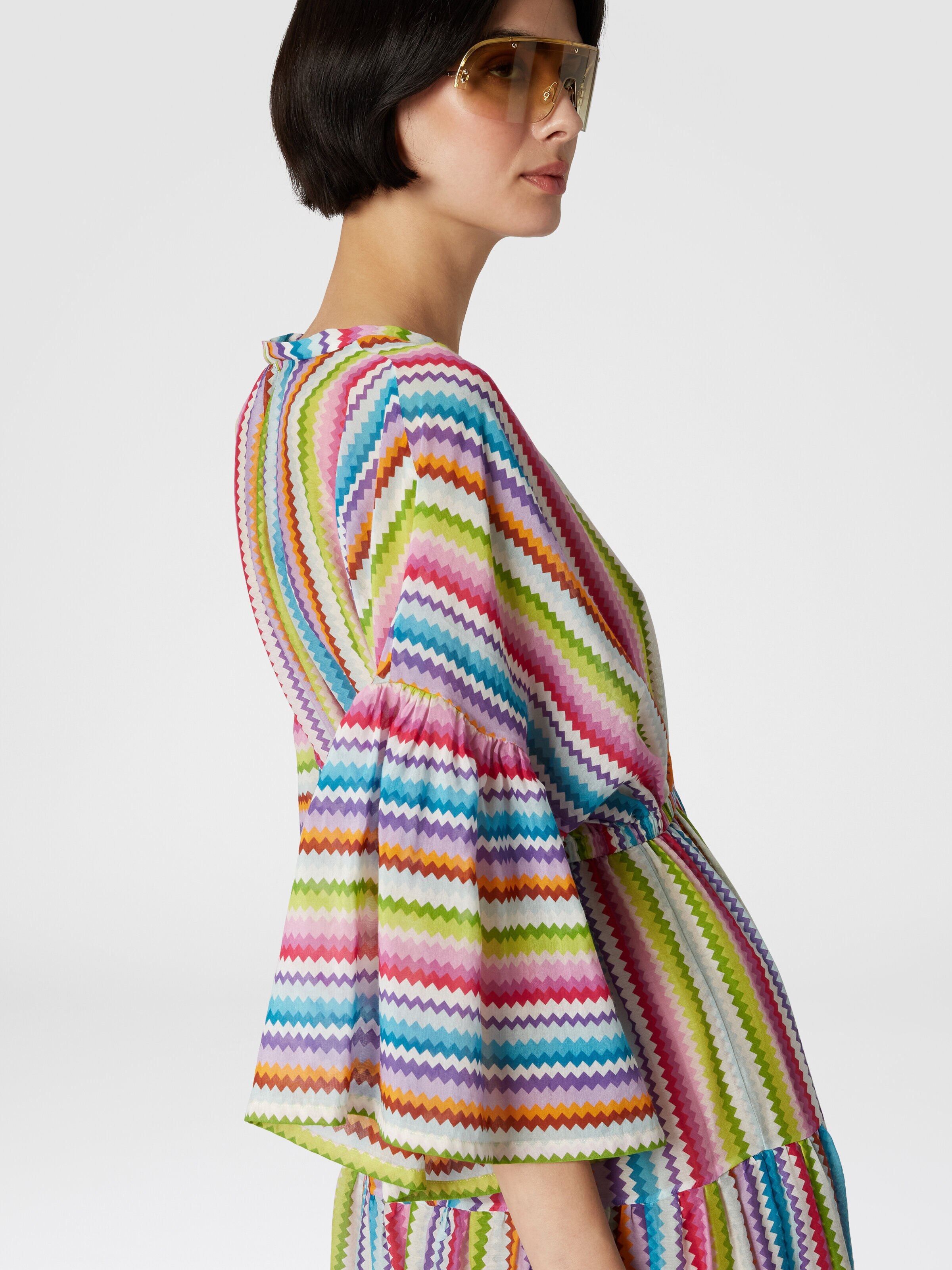 Long cover-up dress with flounces and zig zag print, Multicoloured  - 4