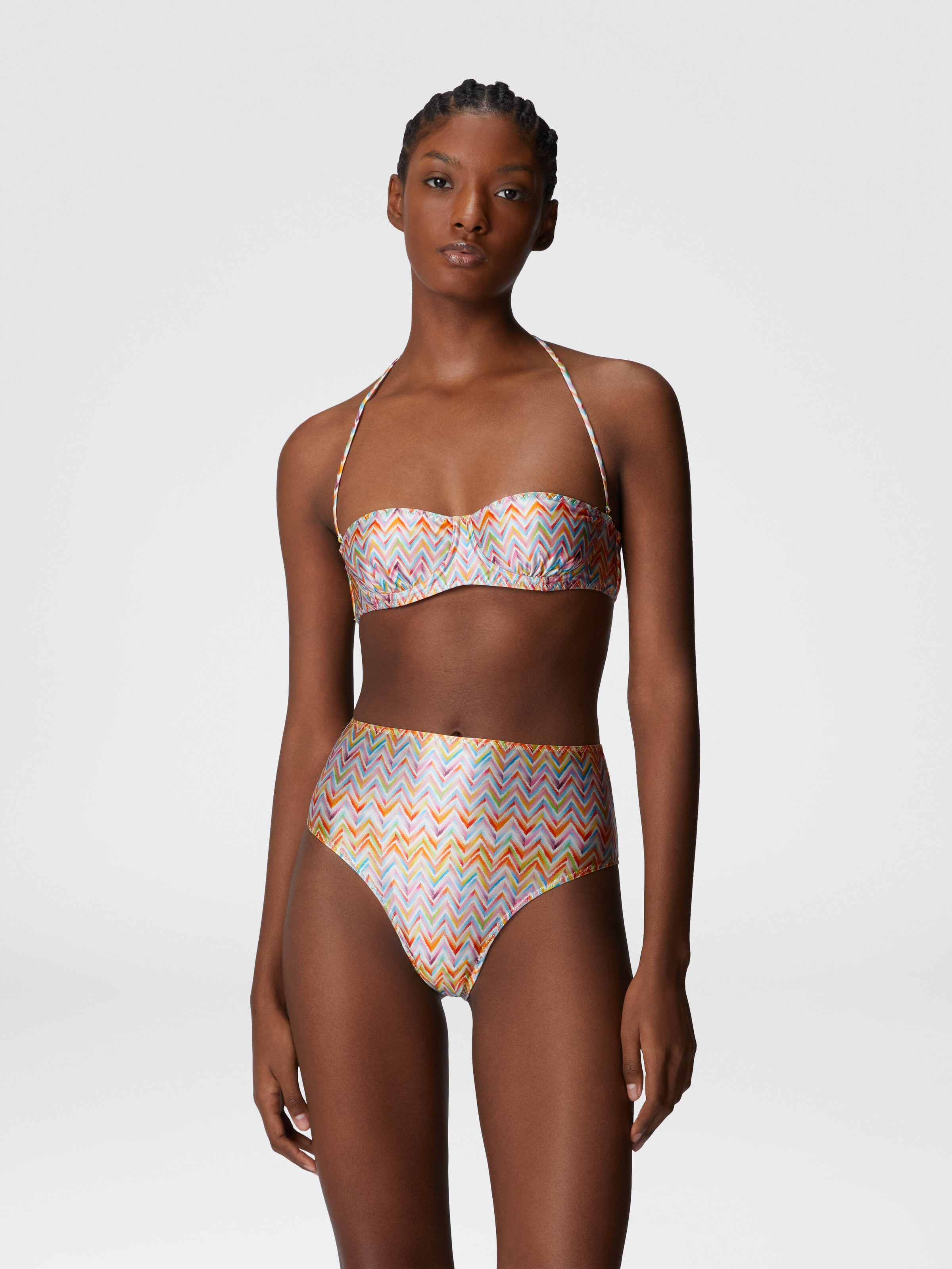 Bikini mit hohem Slip und Zickzack-Muster, Mehrfarbig  - 1