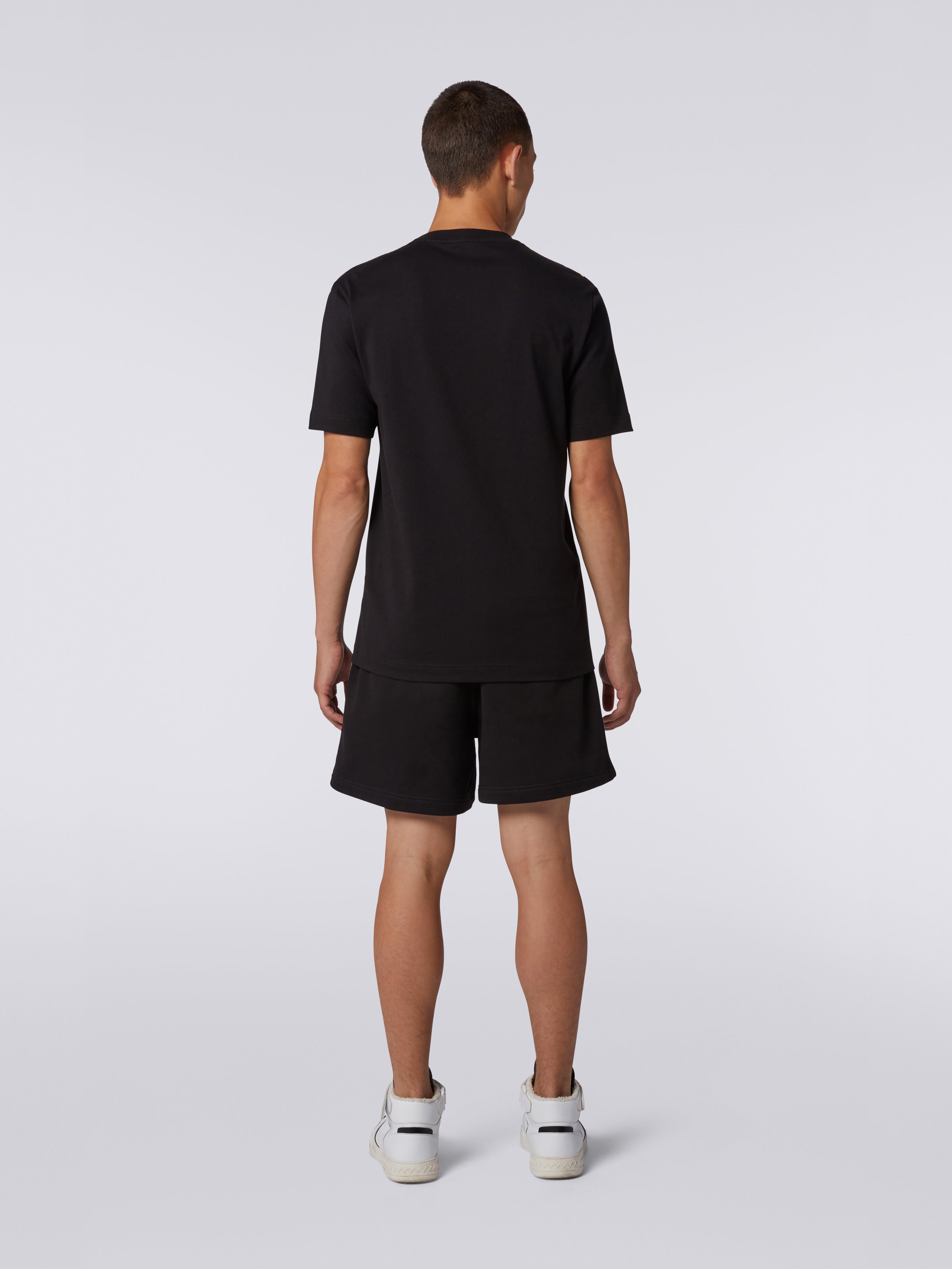 Baumwoll-T-Shirt mit Rundhalsausschnitt, Aufdruck und Stickerei, Schwarz & Mehrfarbig - 3