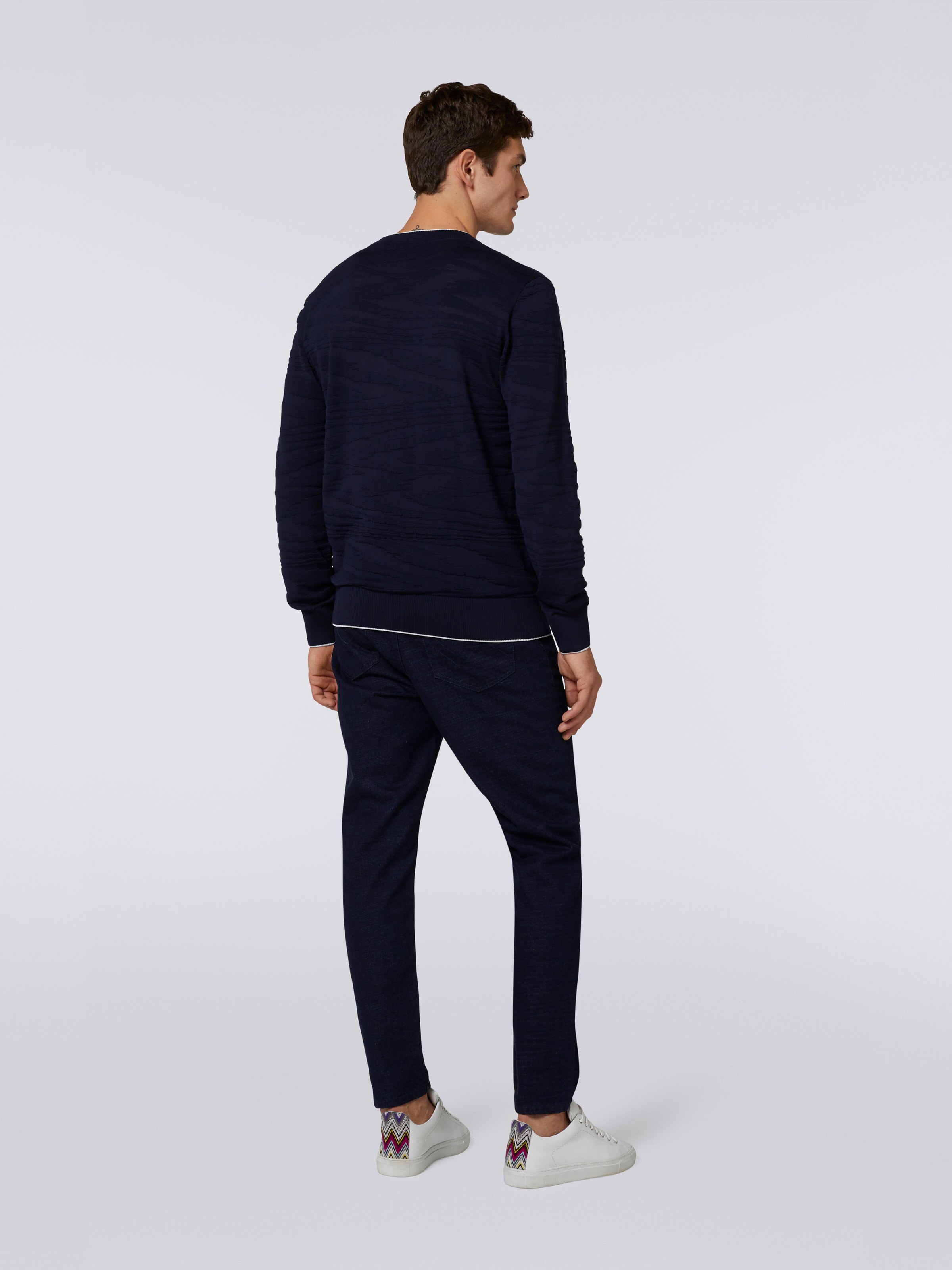 Wool and viscose crew-neck jumper with embossed working, Navy Blue  - 3