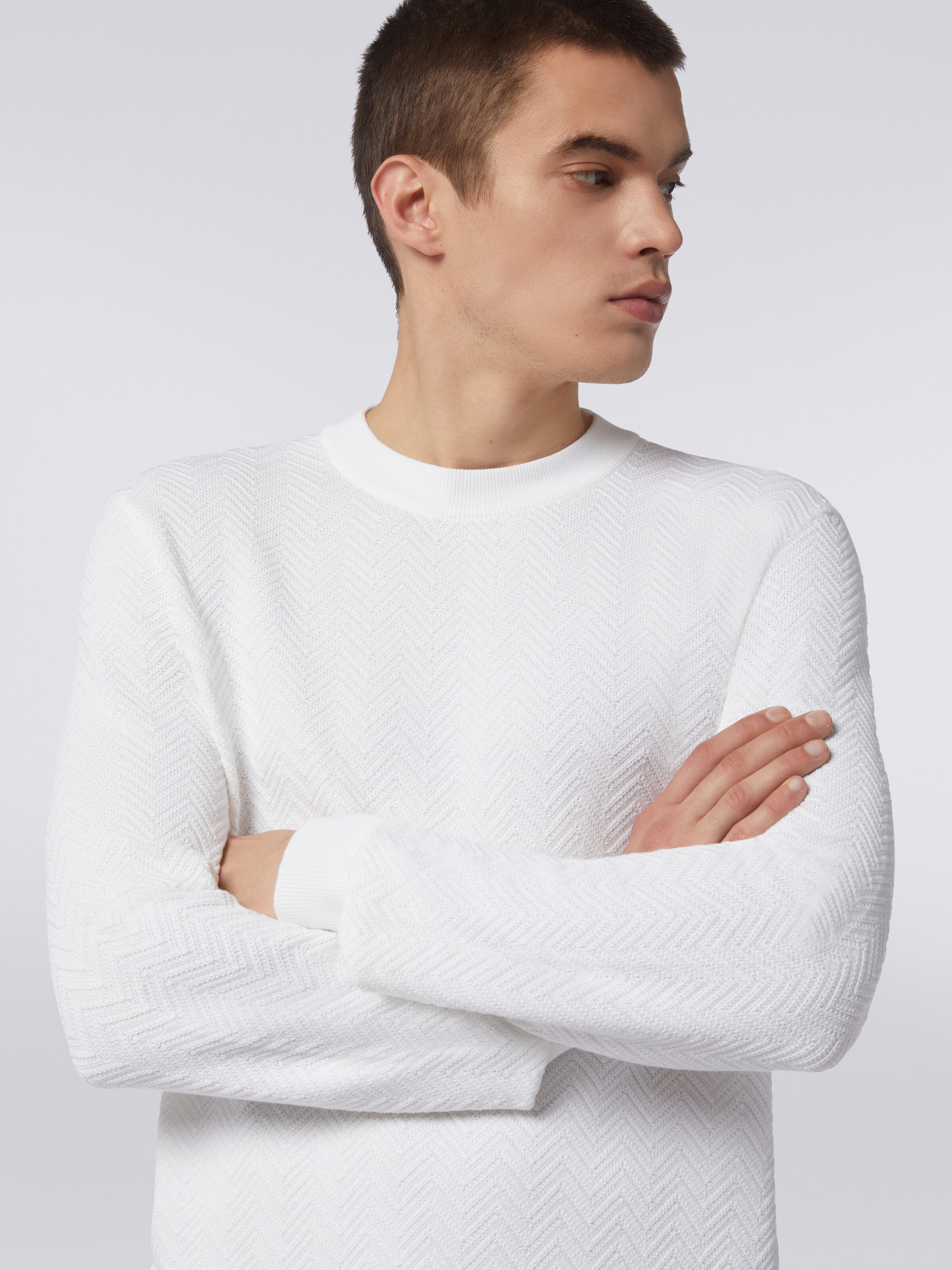 Cotton chevron crew-neck pullover, White  - 4