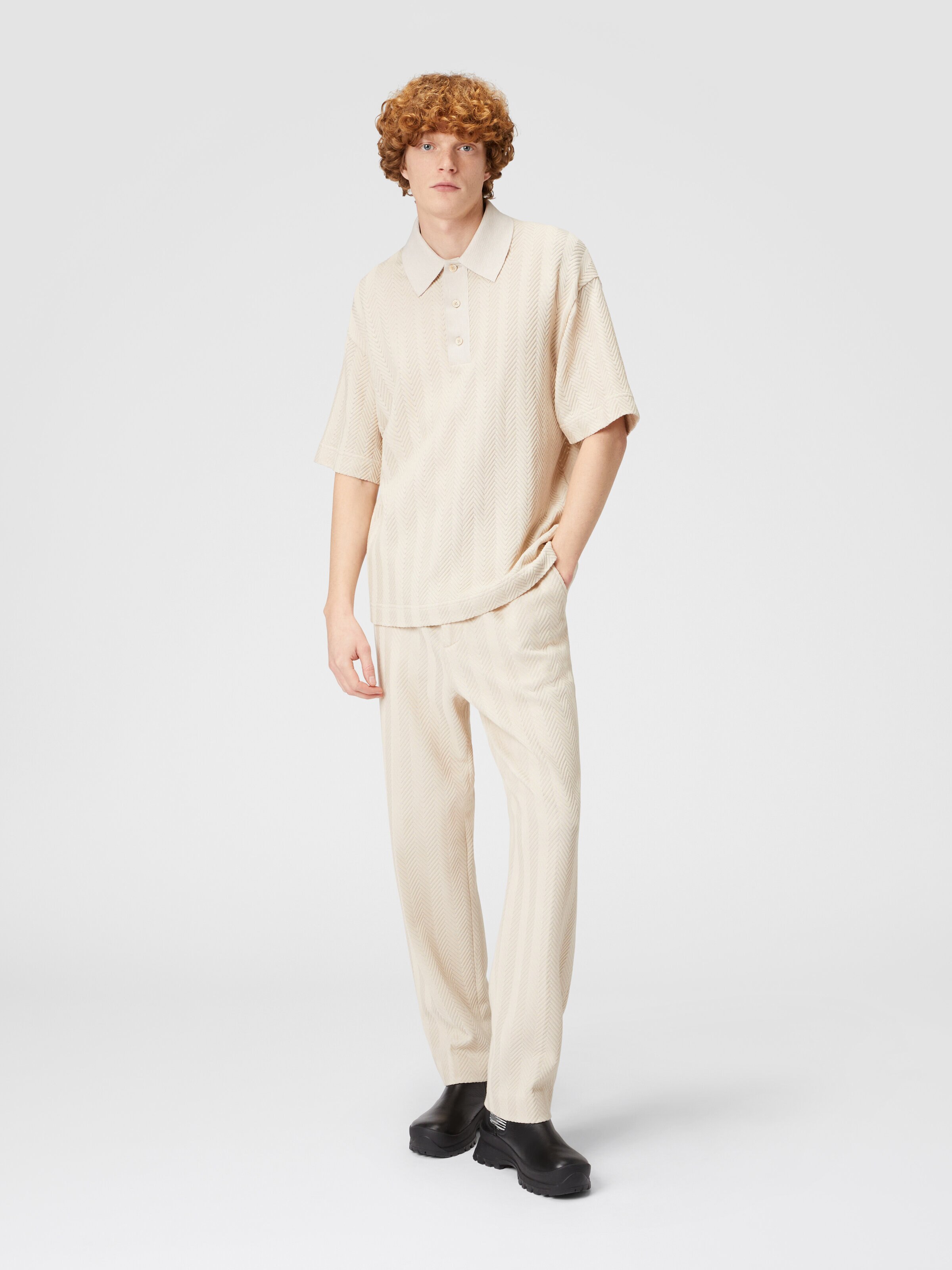 Boxy-fit knit polo shirt with tone-on-tone chevron, Grey - 1