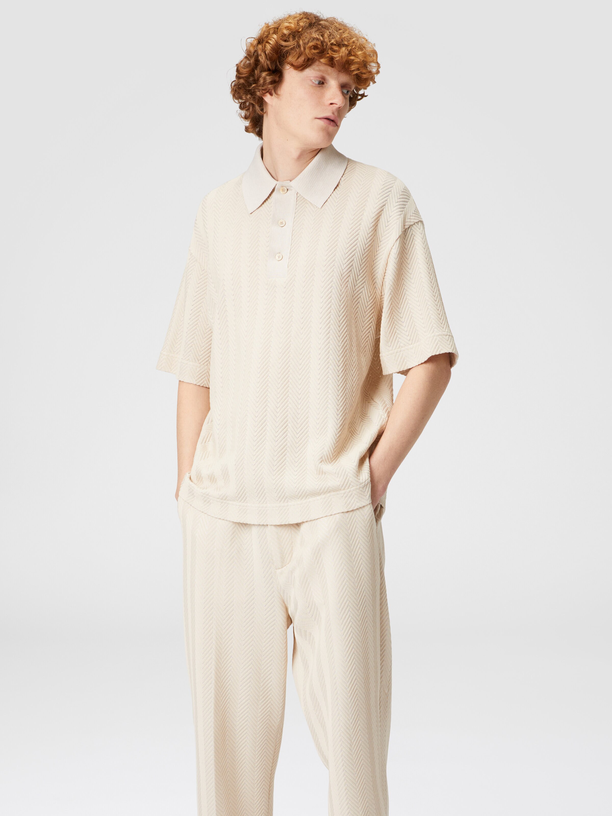 Boxy-fit knit polo shirt with tone-on-tone chevron, Grey - 3