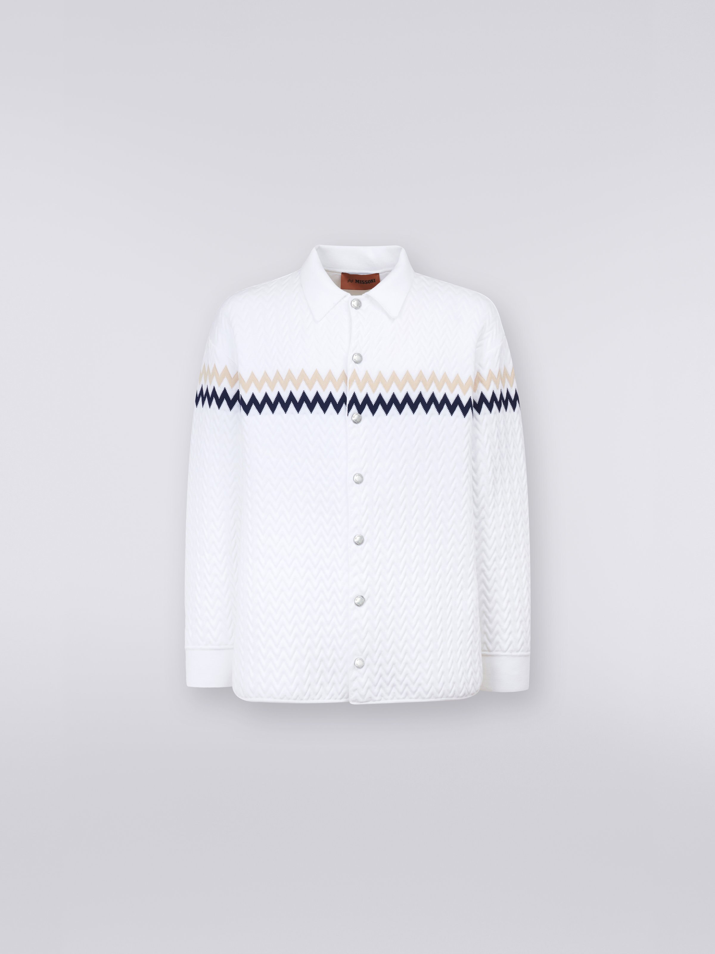 Surchemise en nylon avec surpiqûres en zigzag et détails contrastés, Blanc, Beige & Bleu - 0