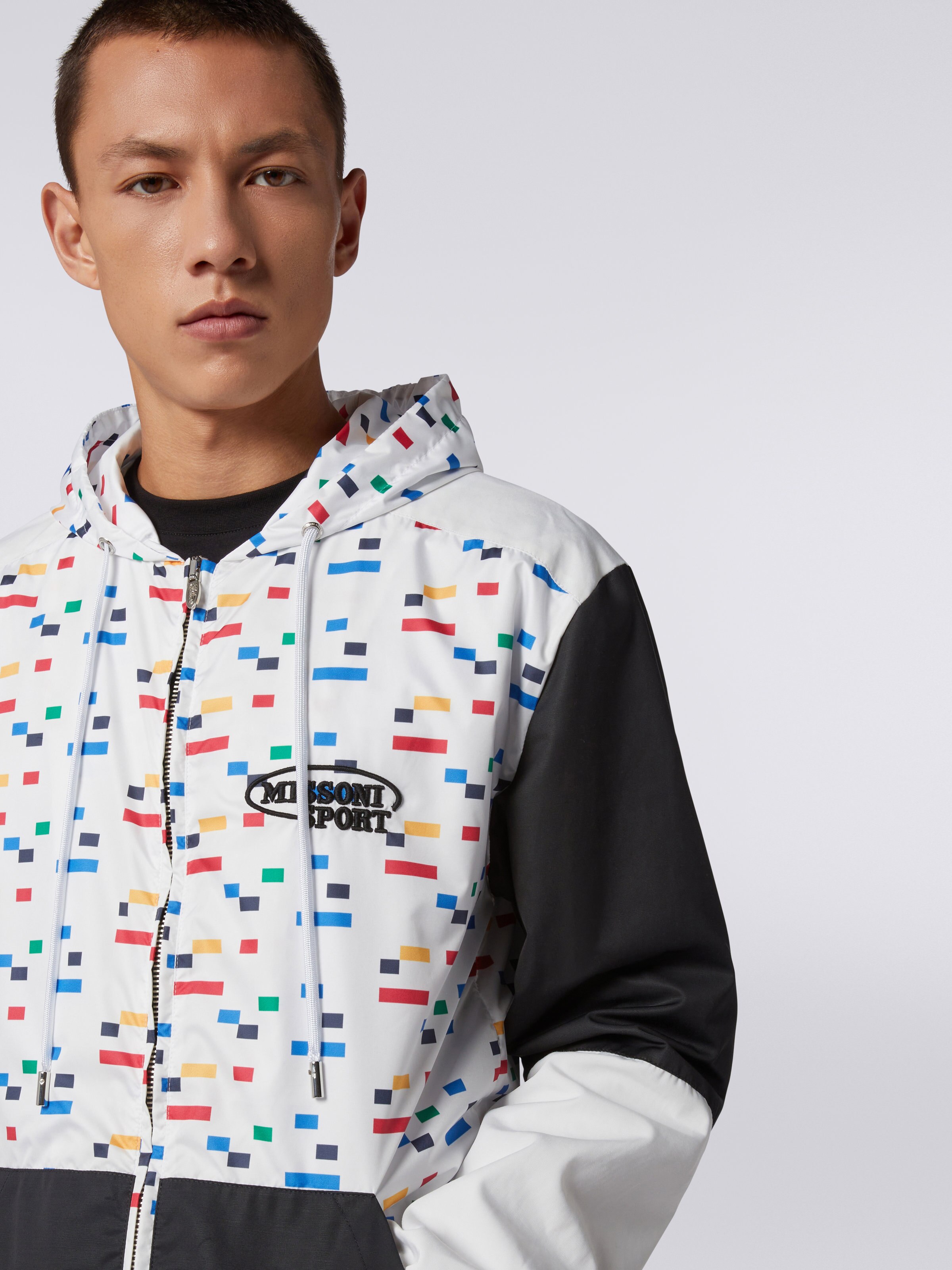 Hooded windbreaker with contrasting logo, White & Multicoloured Heritage - 4