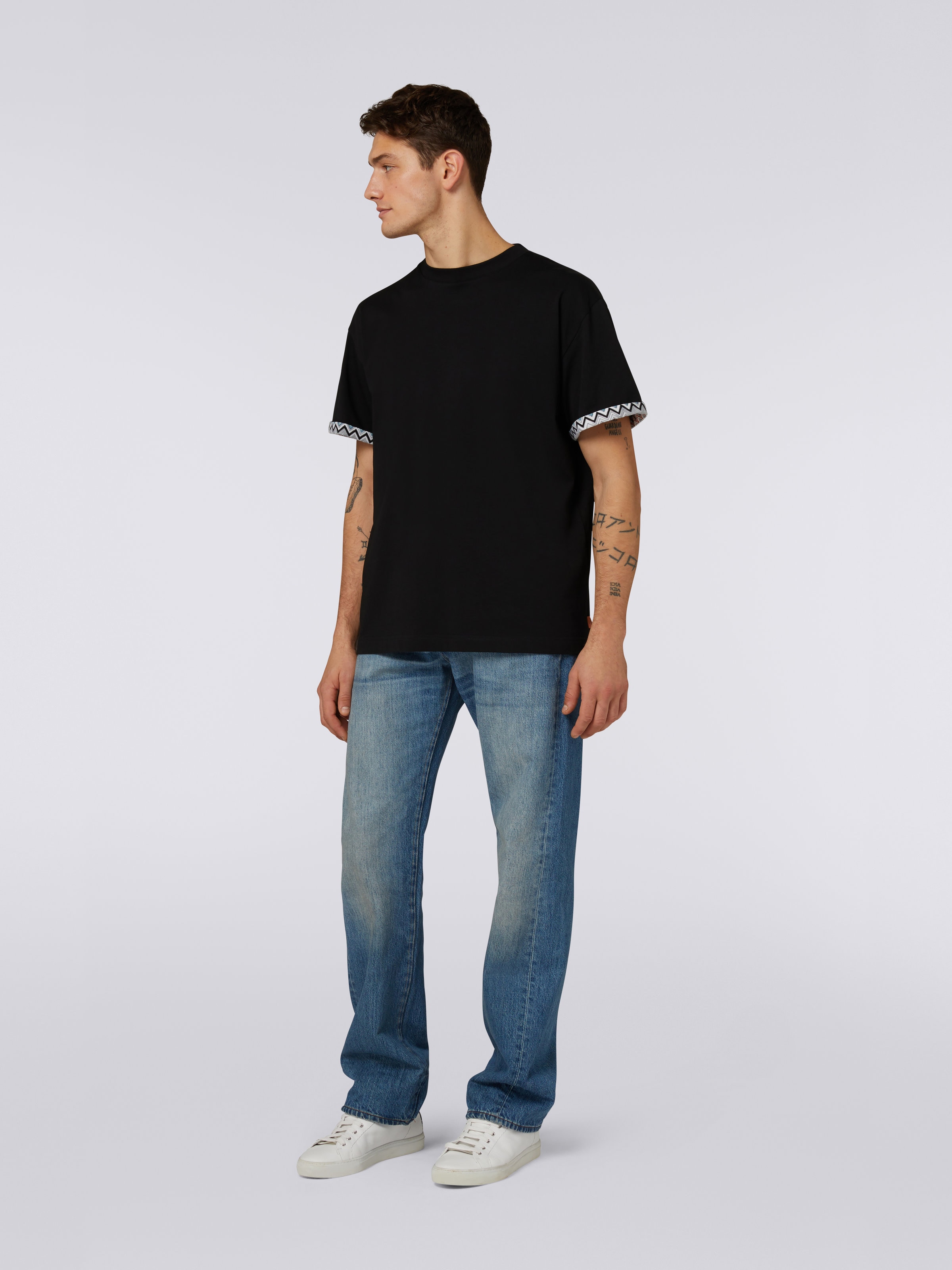 Camiseta de cuello redondo de algodón con detalle de punto, Negro    - 1
