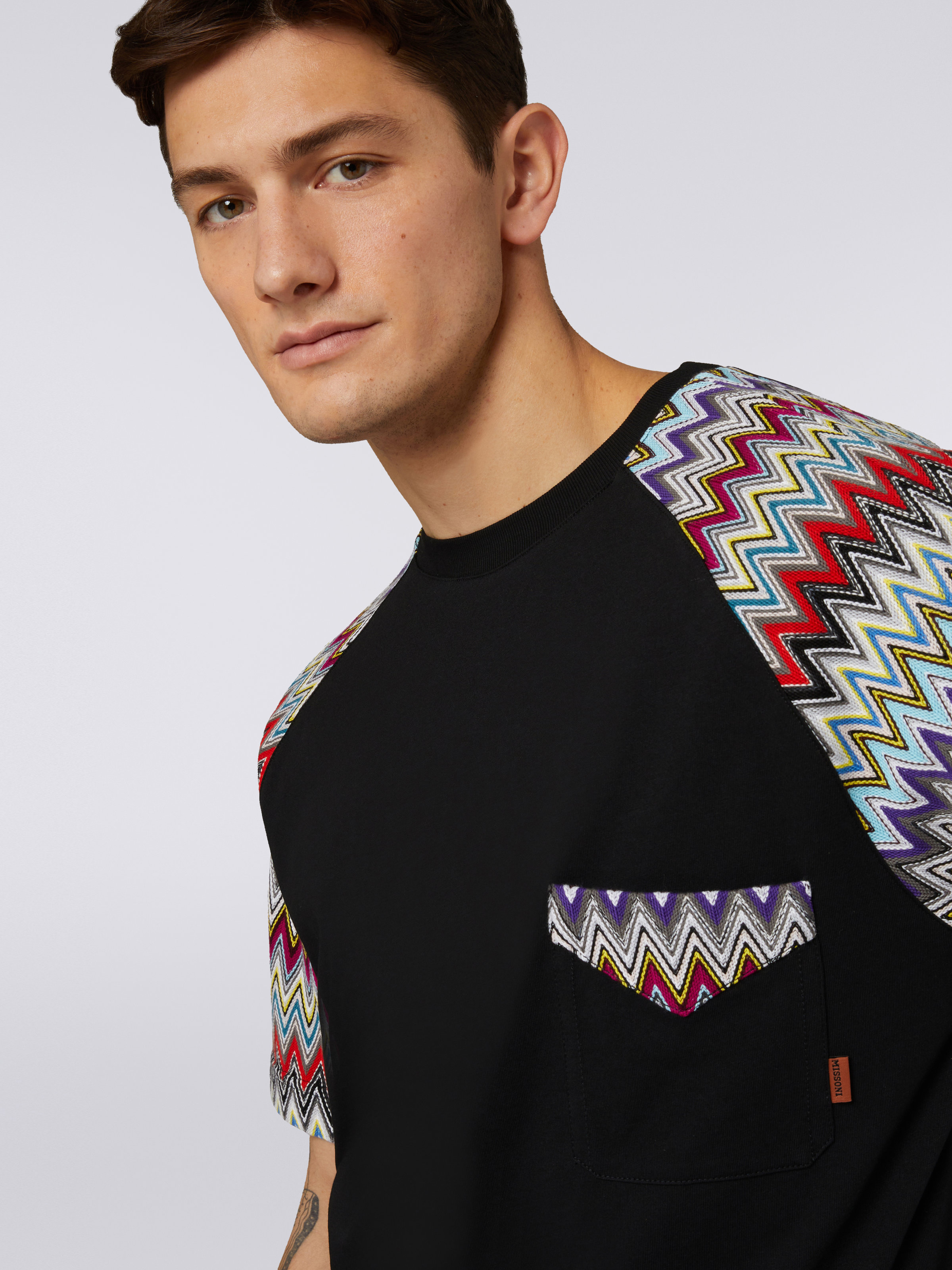 T-shirt girocollo in cotone con inserti in maglia, Nero    - 4