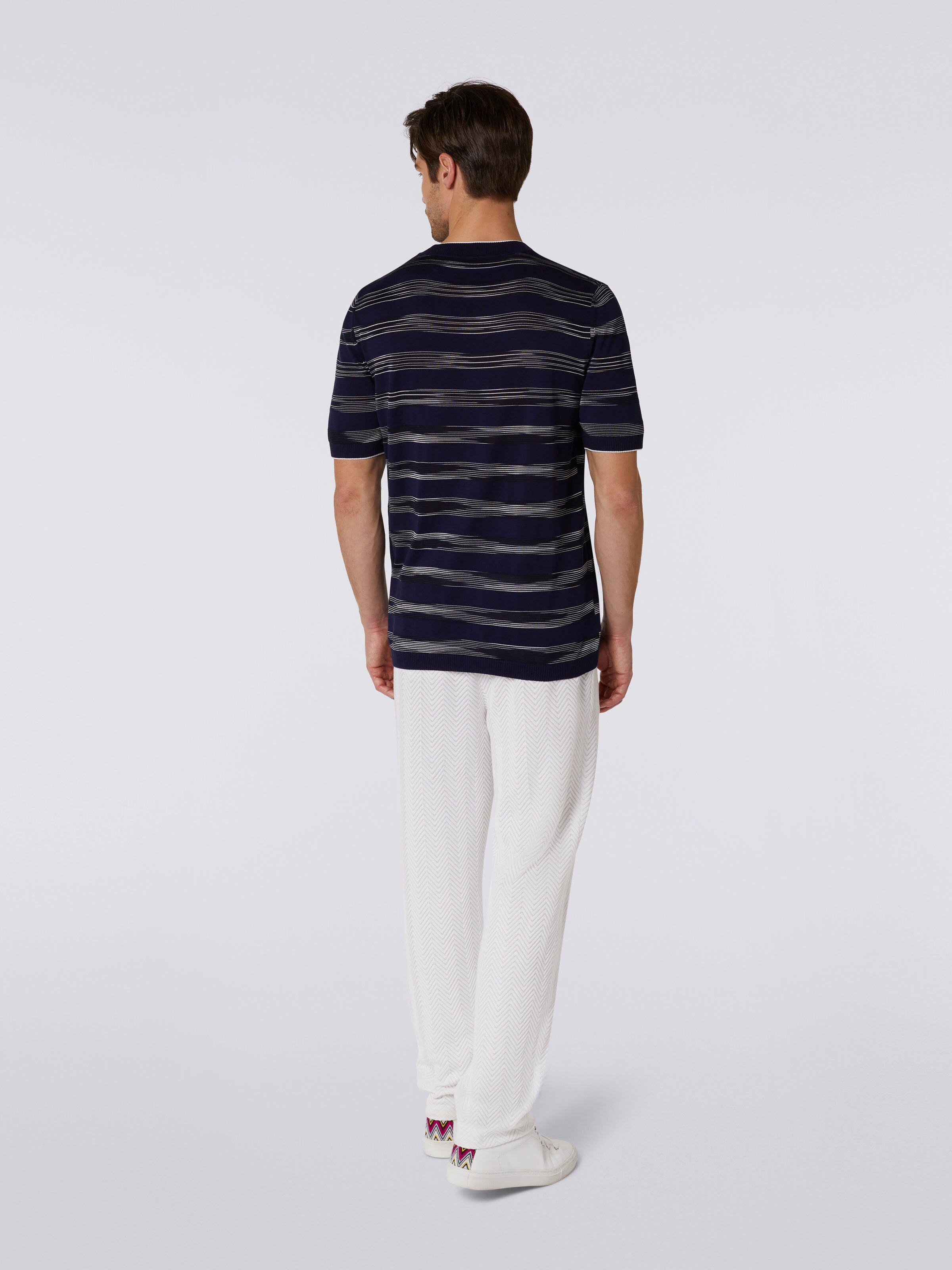Camiseta de cuello redondo de algodón y viscosa a rayas, Blanco, Negro & Azul Marino - 3