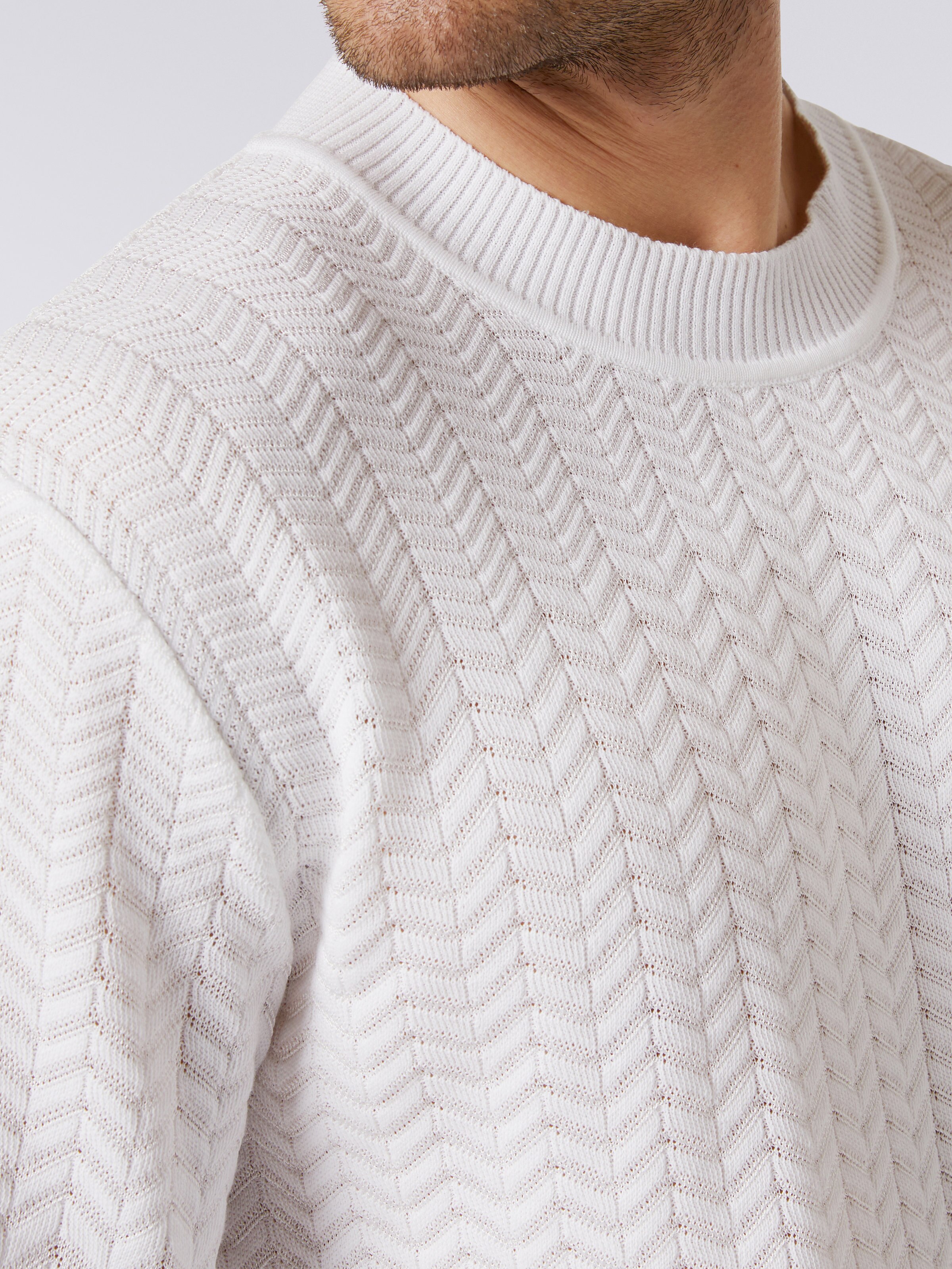 T-shirt girocollo in cotone con chevron tono su tono, Bianco  - 4