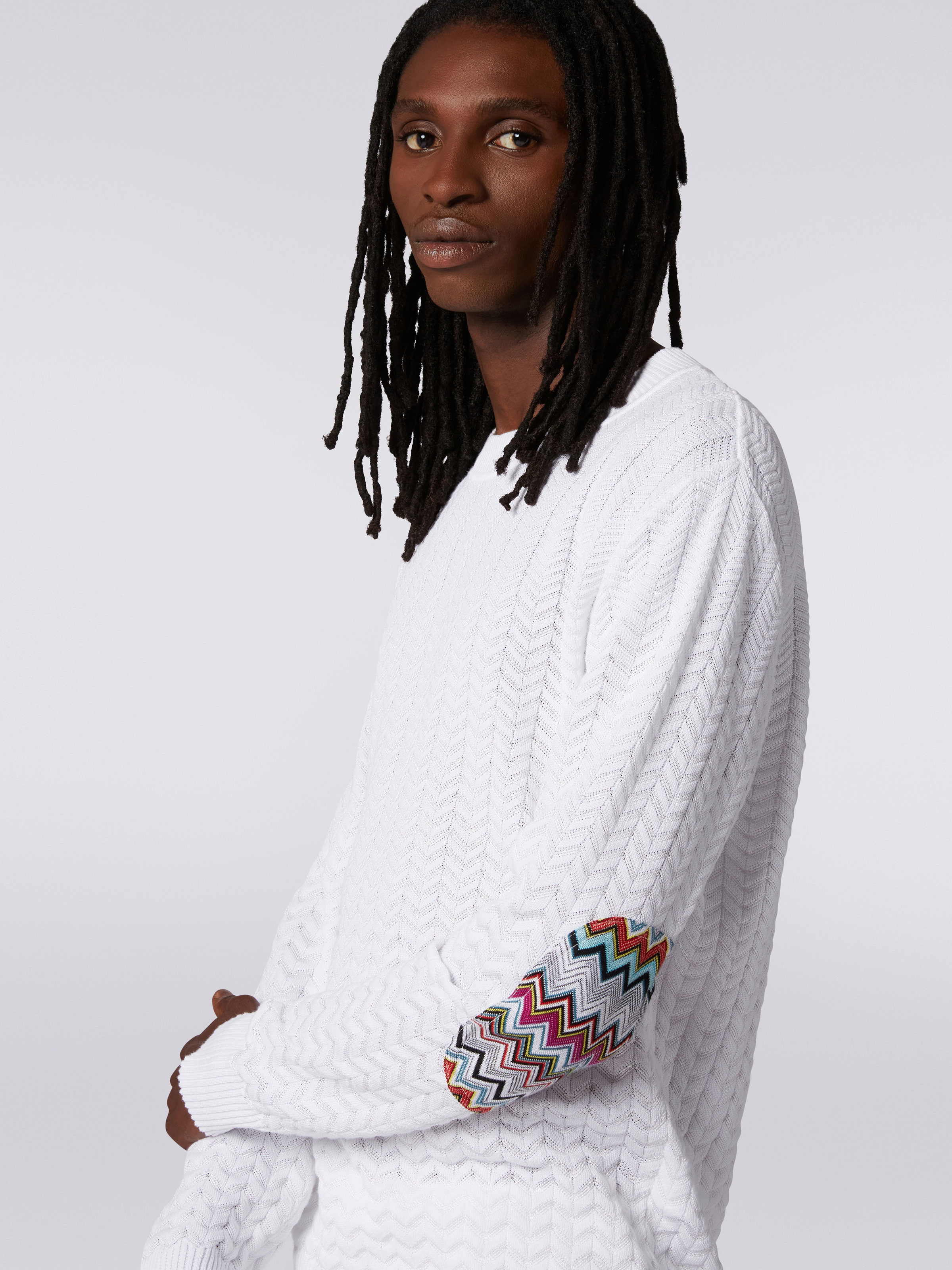 Maglione girocollo in cotone e viscosa con inserti chevron, Bianco  - 4