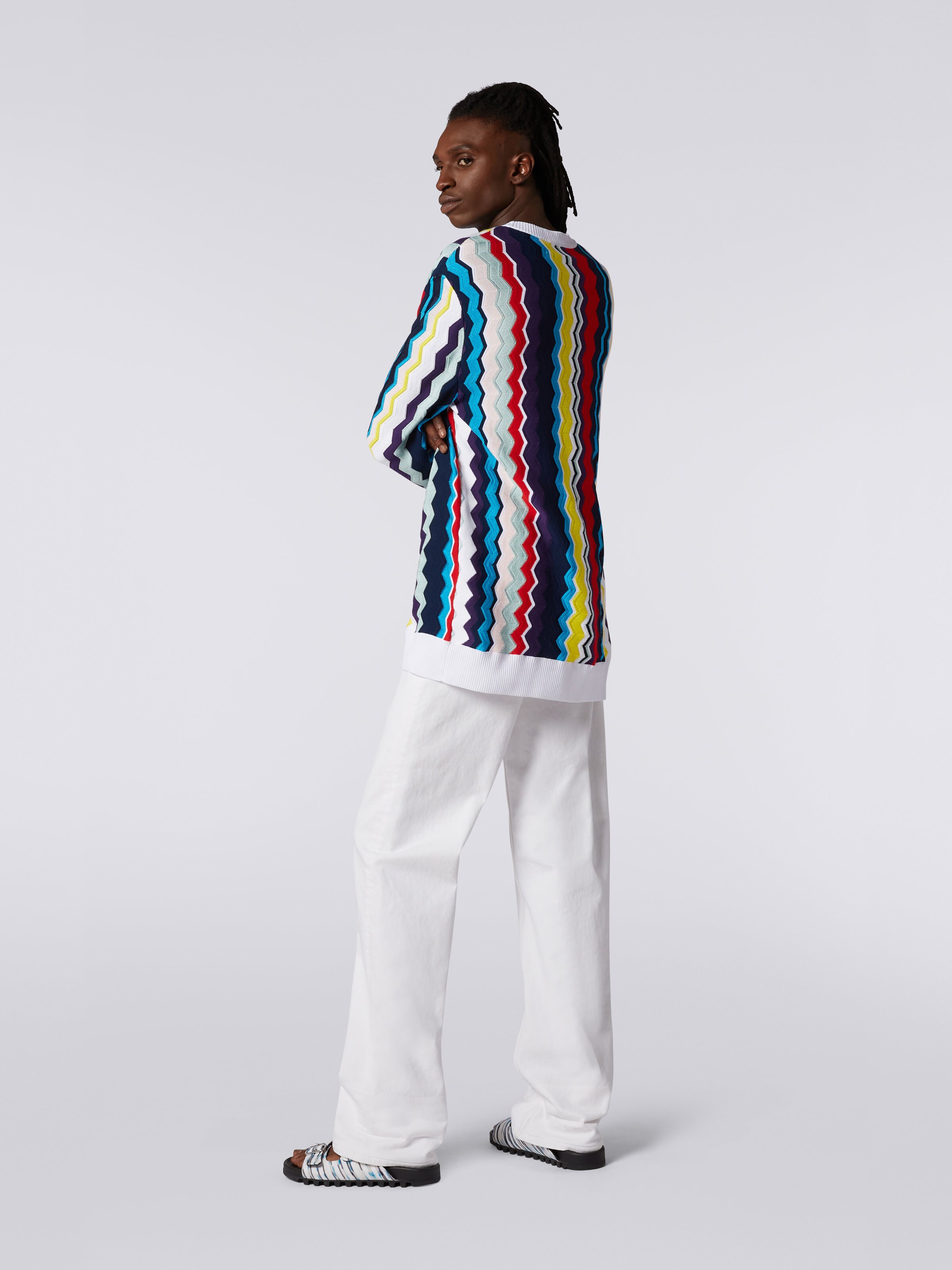 Cotton and viscose blend crew-neck jumper with vertical zigzag, Multicoloured - 3