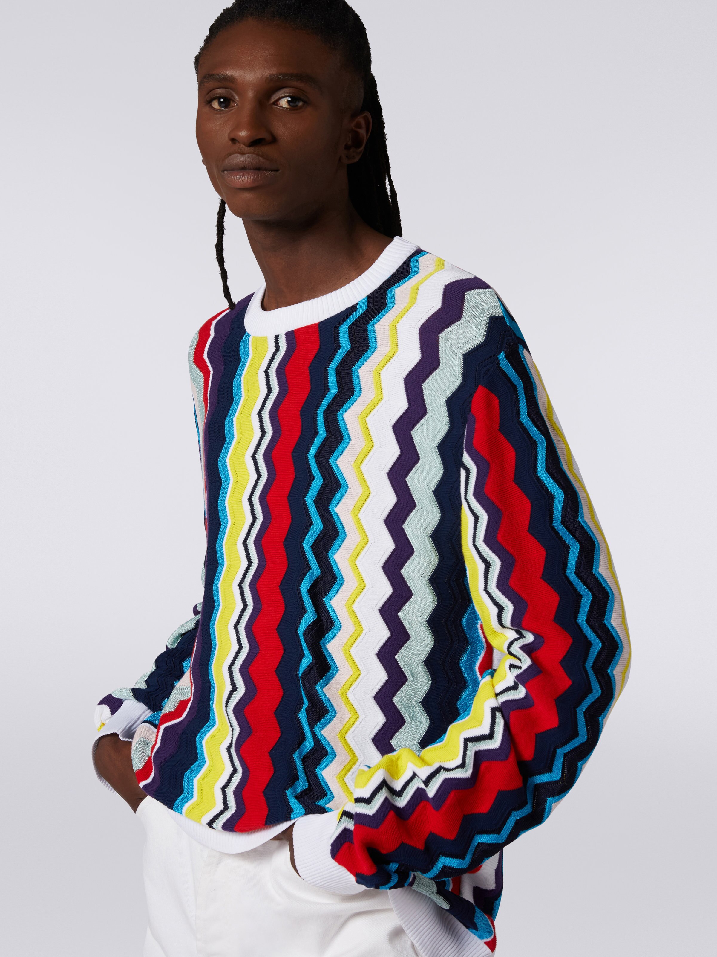 Cotton and viscose blend crew-neck jumper with vertical zigzag, Multicoloured - 4