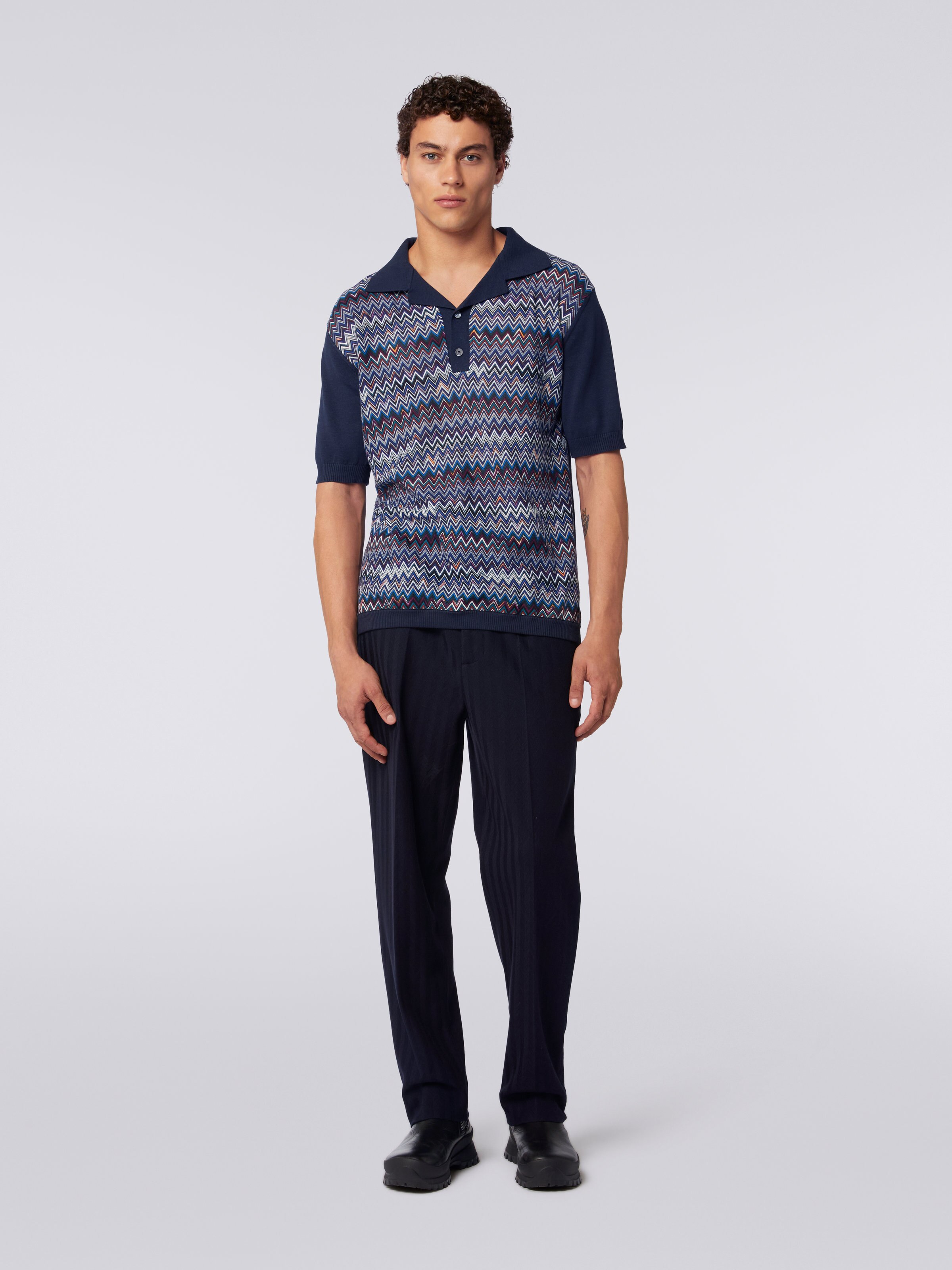 Polo à manches courtes en coton, viscose et soie à chevrons, Bleu Marine  - 1