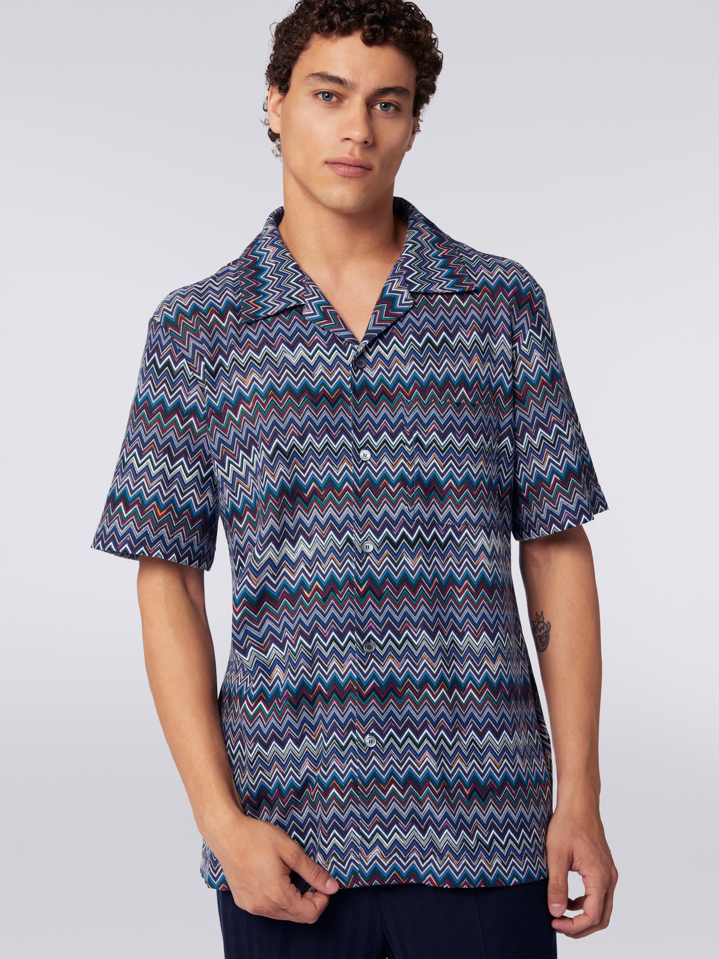 Short-sleeved bowling shirt in zigzag cotton and viscose, Navy Blue  - 4