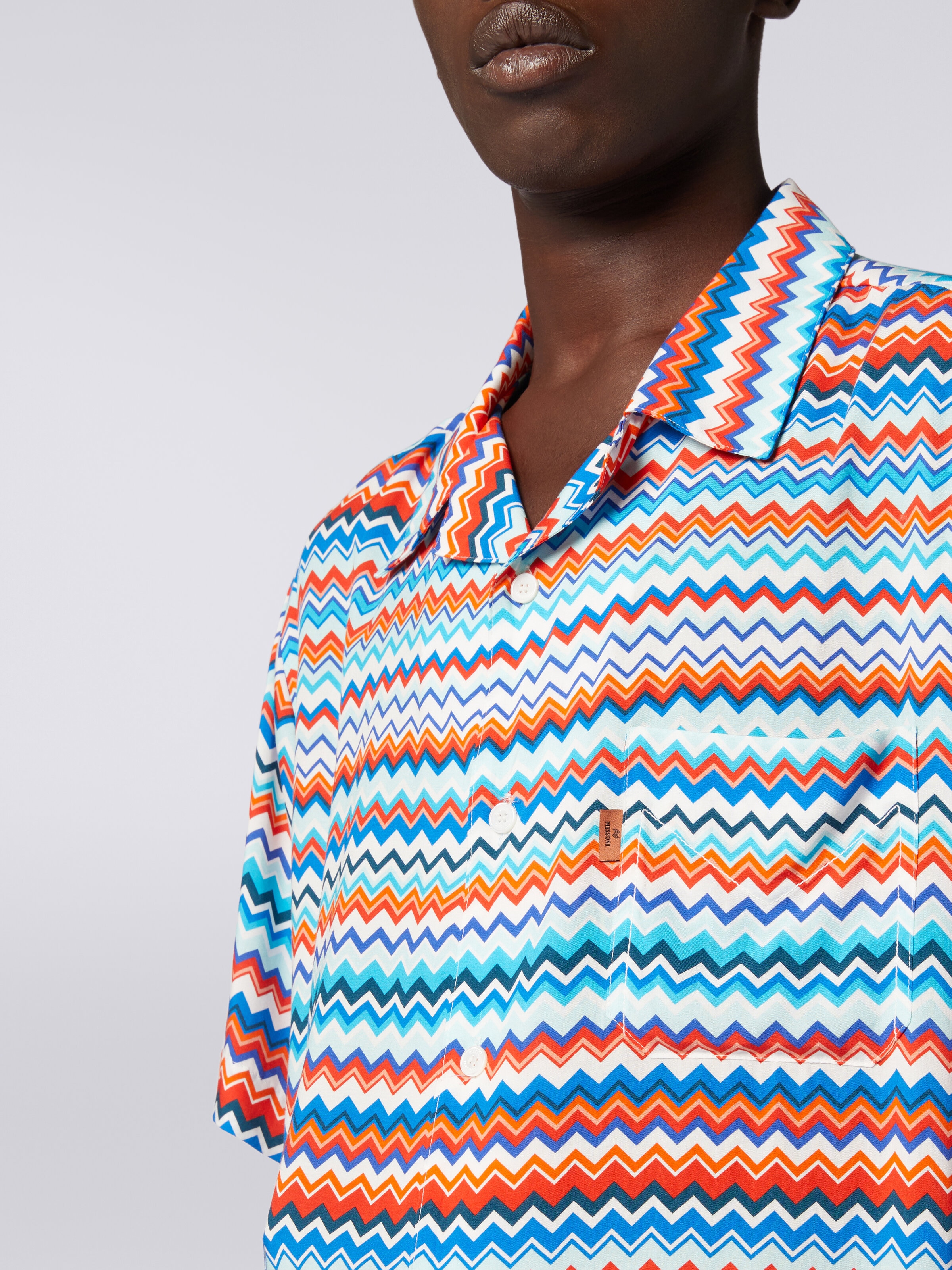 Short-sleeved bowling shirt in zigzag viscose, Multicoloured  - 4