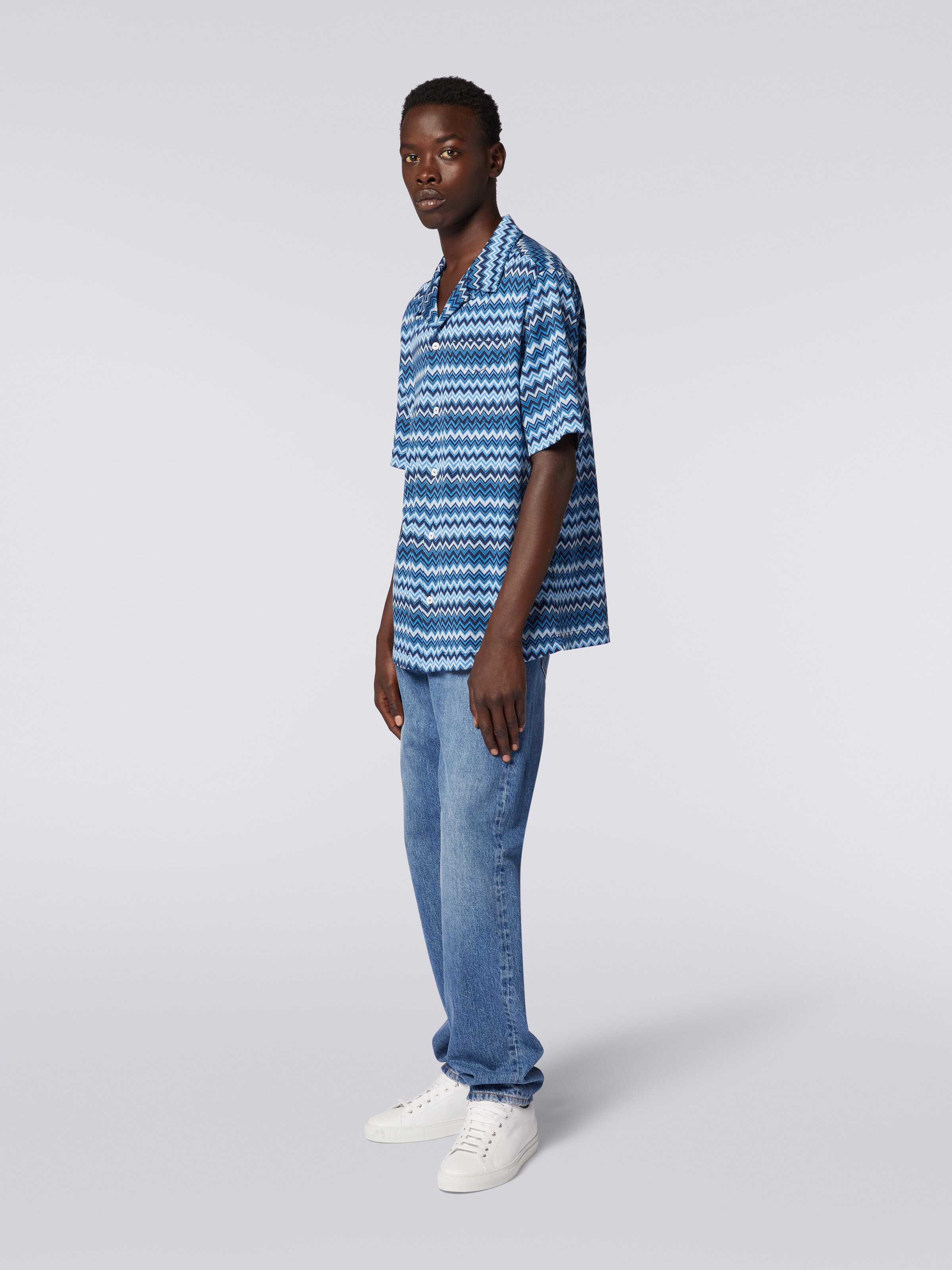 Camisa de manga corta en tejido jersey zigzag, Azul Oscuro - 2