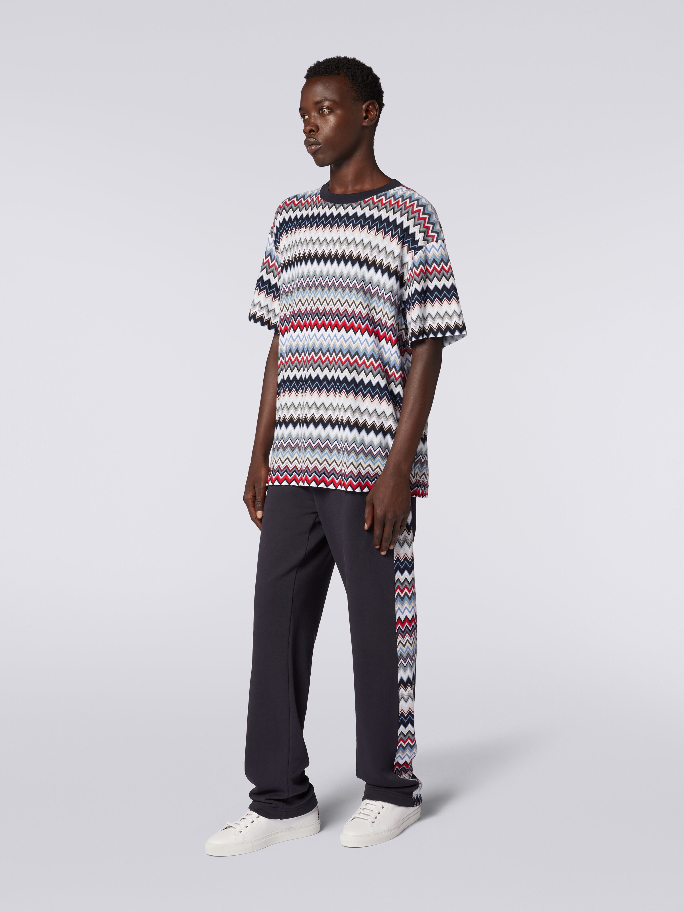 Crew-neck T-shirt in zigzag cotton Multicoloured | Missoni