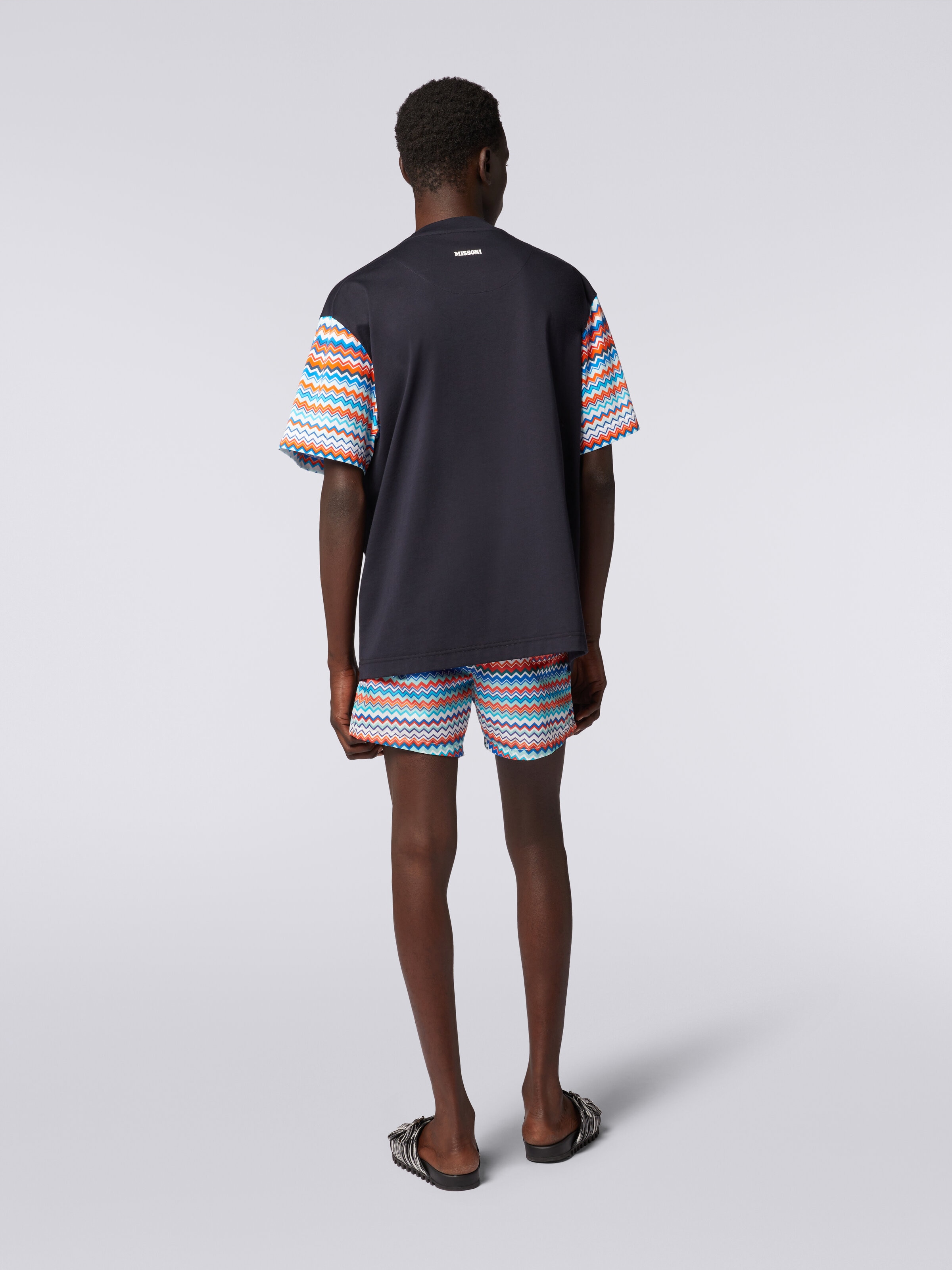 Camiseta extragrande de algodón con inserciones zigzag, Multicolor  - 3