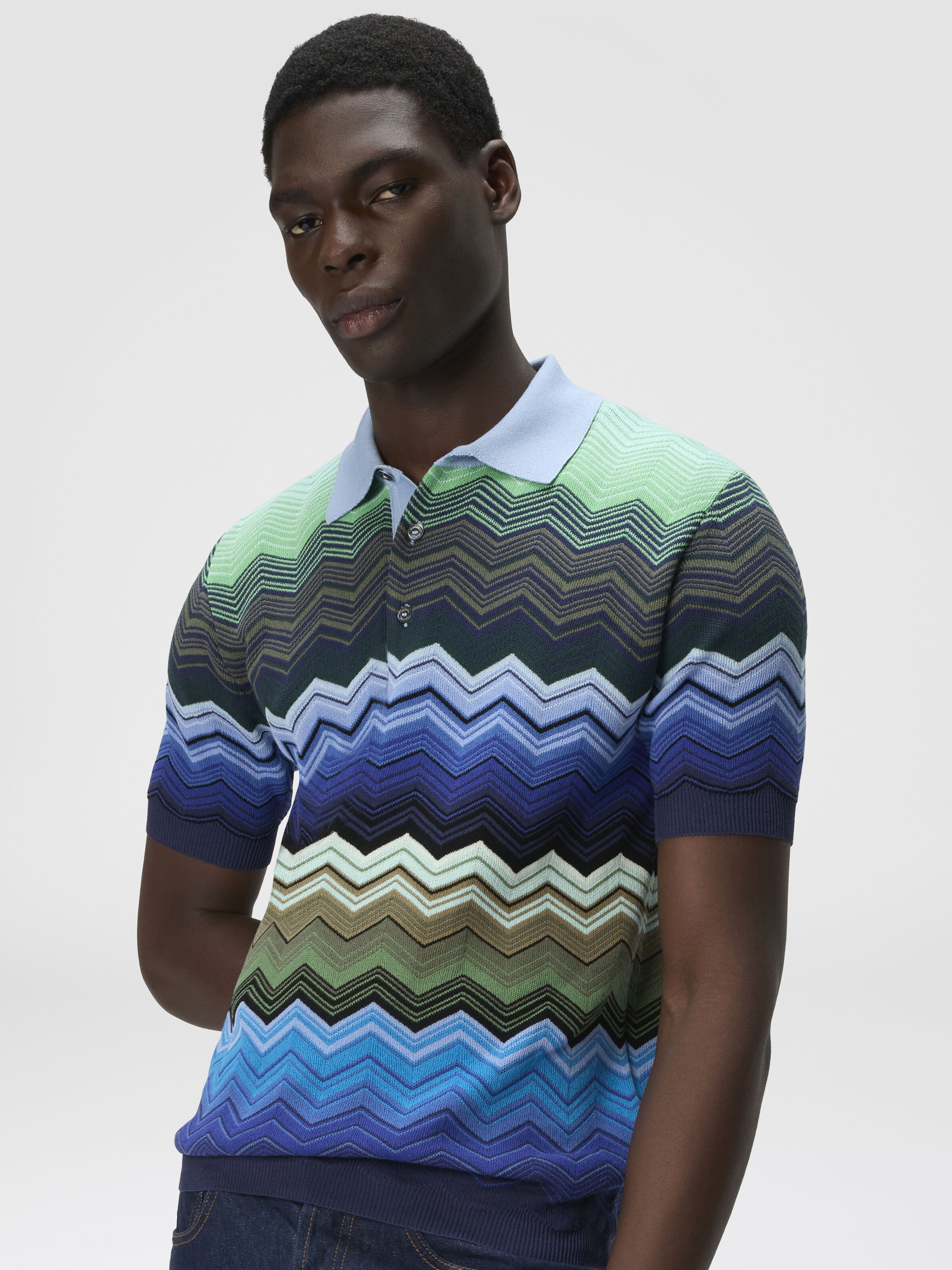 Polo in maglia di cotone zig zag con profili a contrasto, Blu & Verde - 3