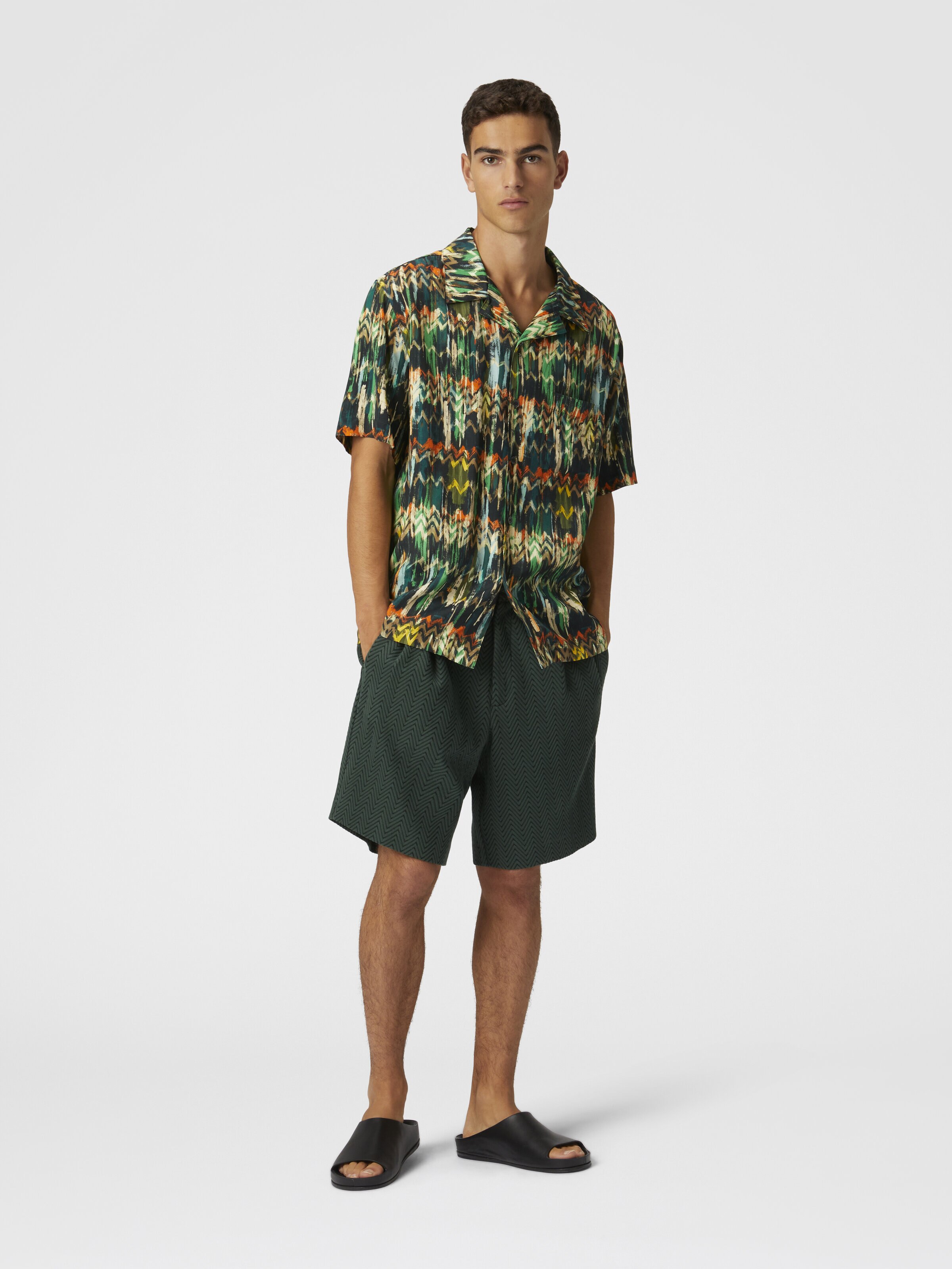 Viscose bowling shirt with zig zag print brushed effect, Green - 1