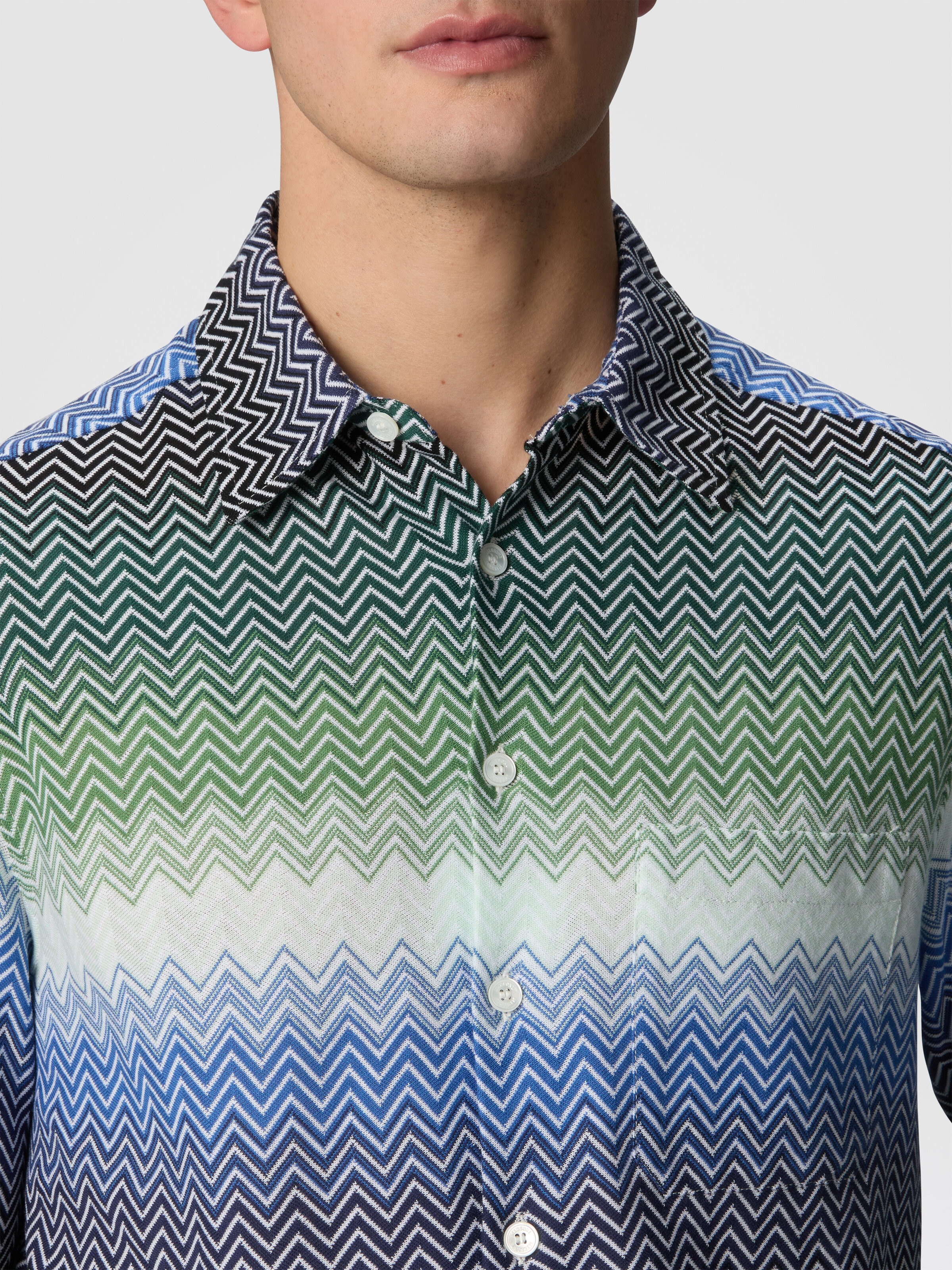Camicia in maglia di cotone zig zag dégradé con taschino, Blu & Verde - 4