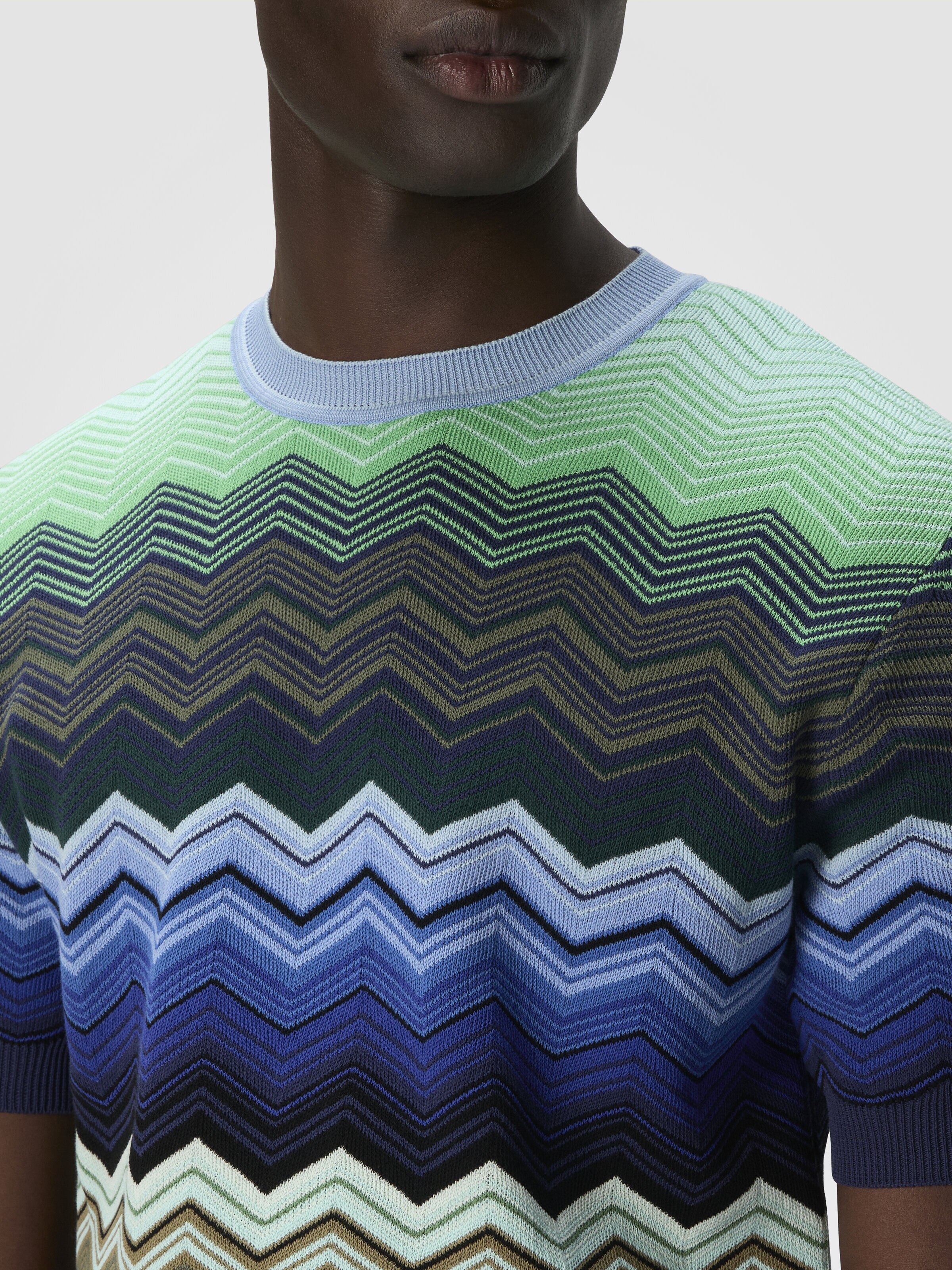 Zig zag cotton knit crewneck T-shirt with contrasting piping, Blue & Green - 4