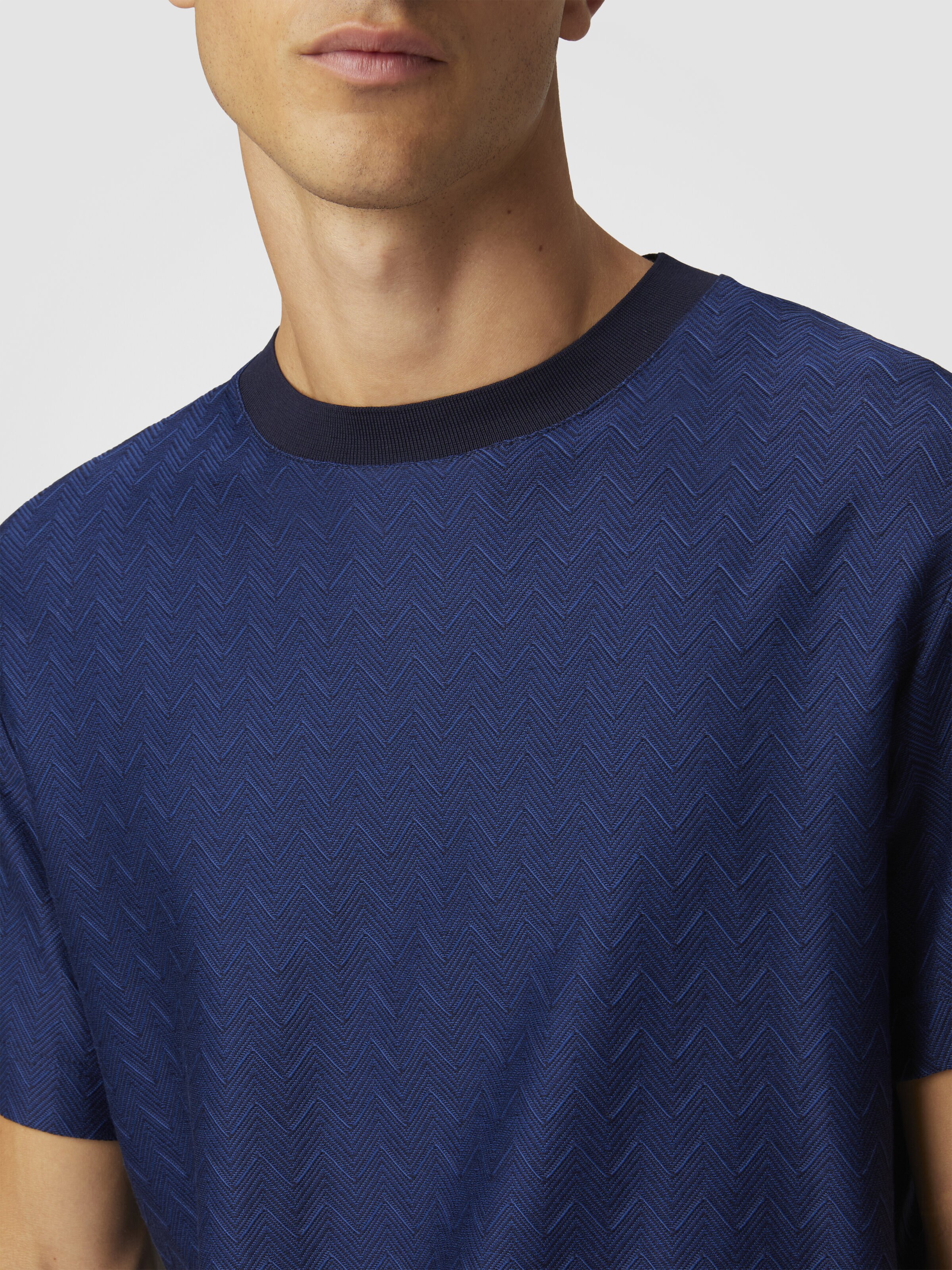 Tone-on-tone zig zag cotton jersey crewneck T-shirt, Blue - 4
