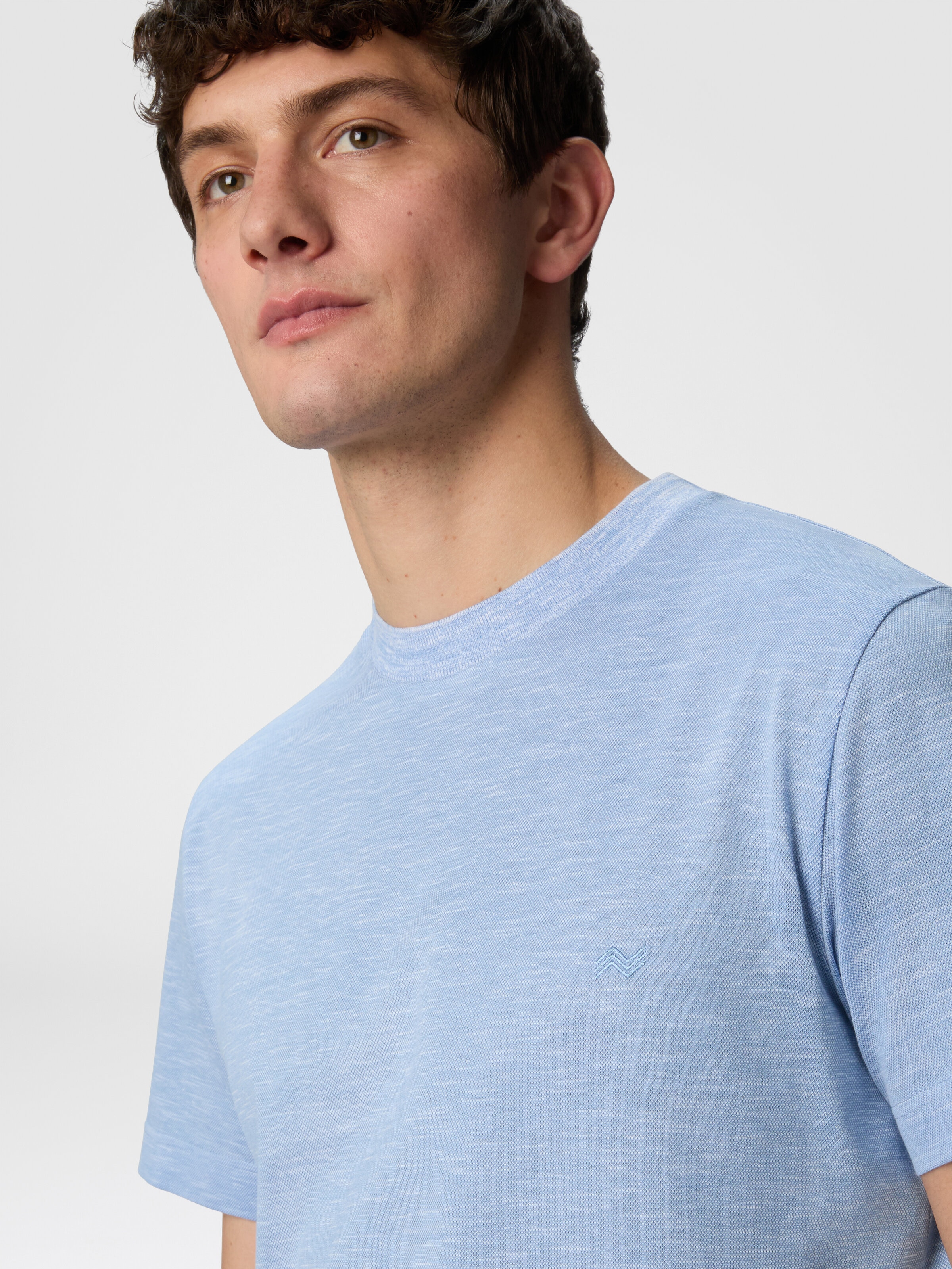 Crewneck T-shirt in slub cotton and linen with zigzag embroidery, Blue - 4