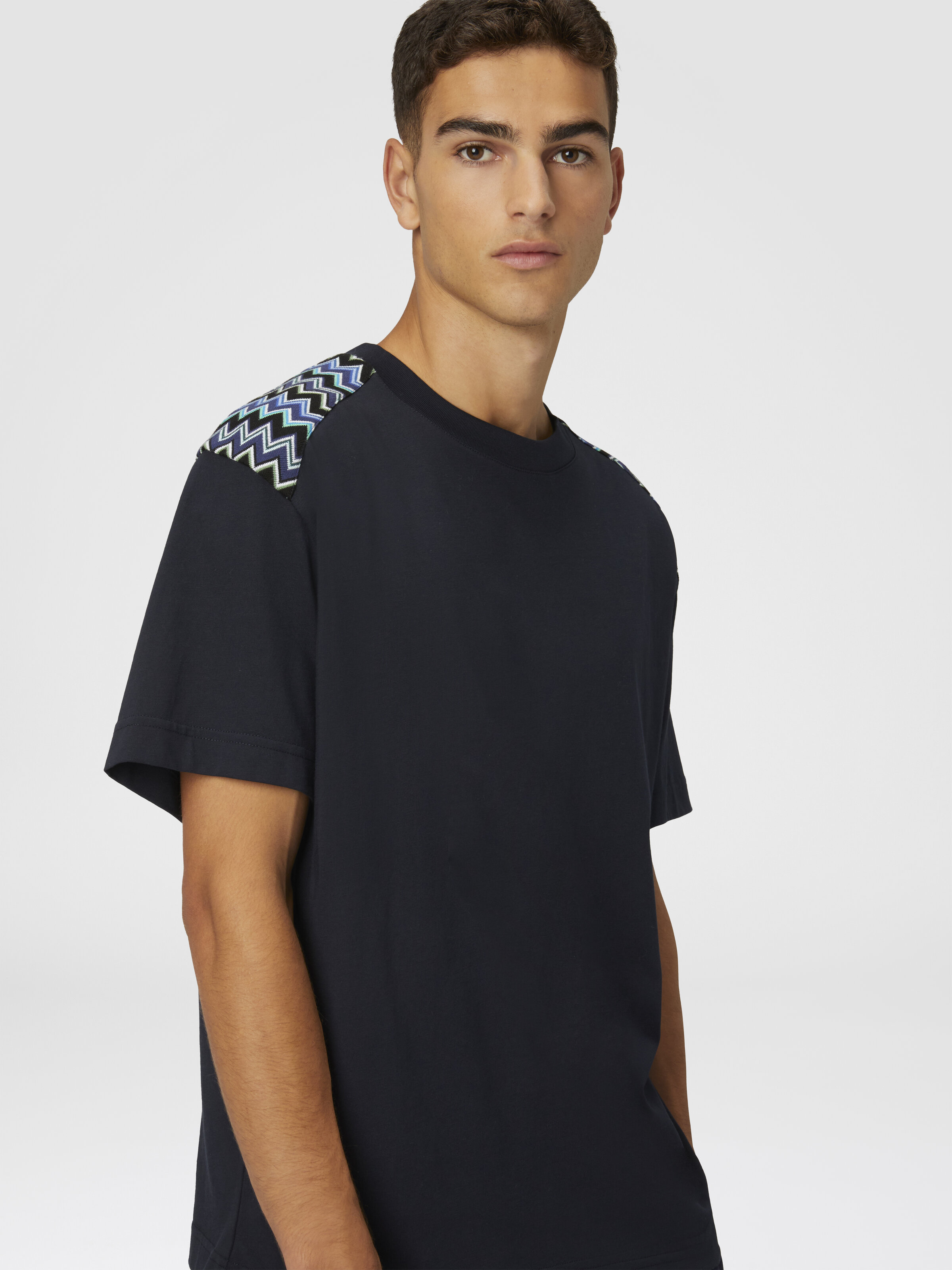 Cotton crewneck T-shirt with chevron inserts on the shoulders, Blue - 3