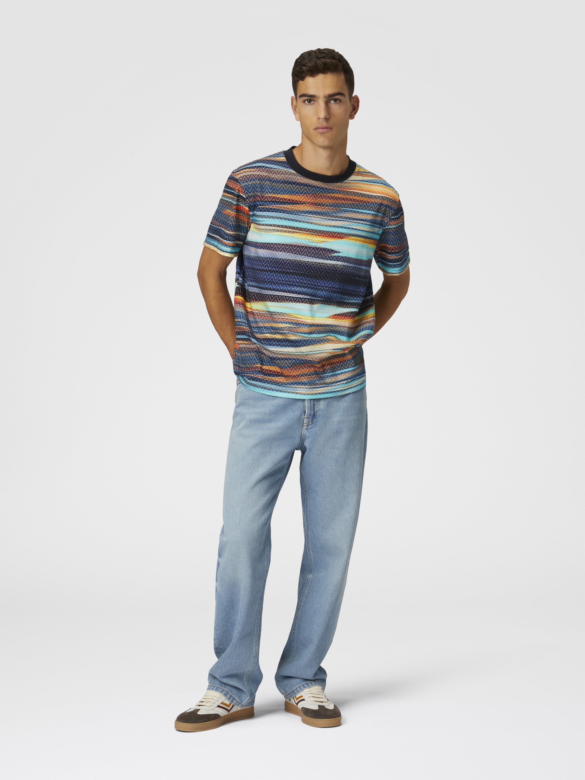 Camiseta de algodón con cuello redondo y estampado flameado en zigzag, Azul Oscuro - 1