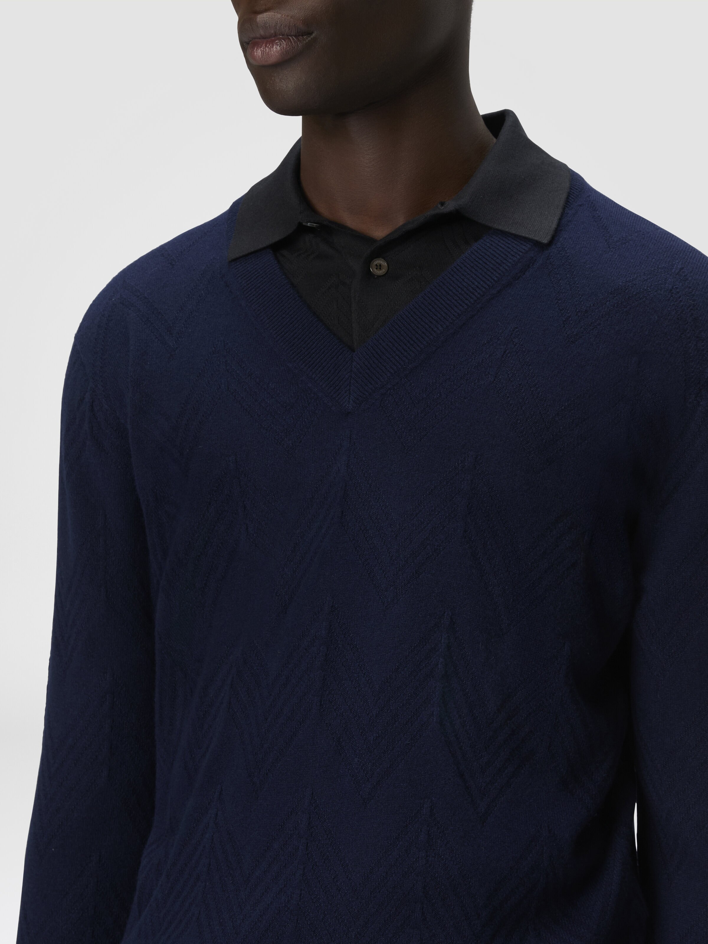 Tonal cashmere V-neck and zigzag pullover, Blue - 4