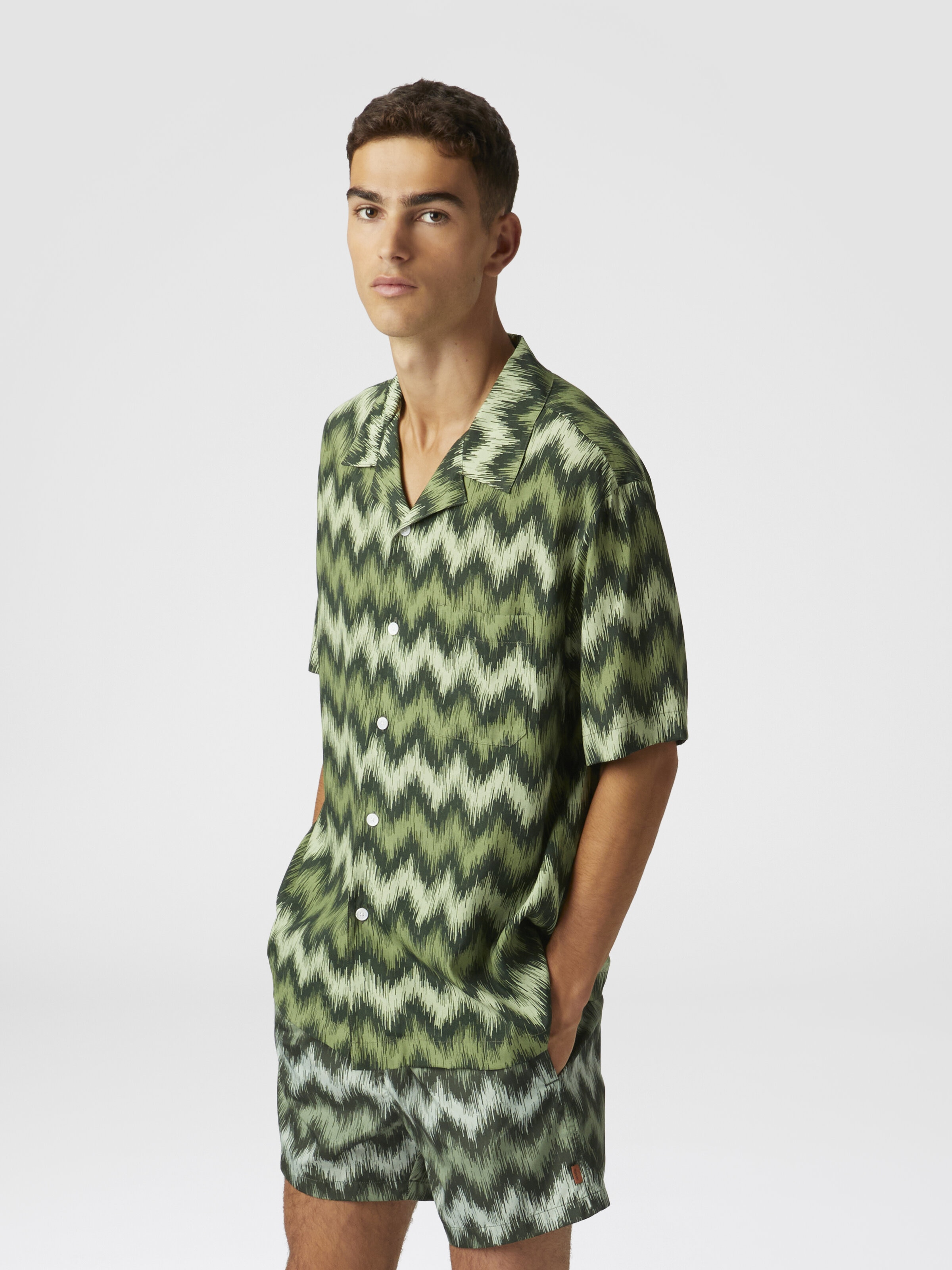 Zig zag printed swim trunks with disturbed frequency, Green - 3