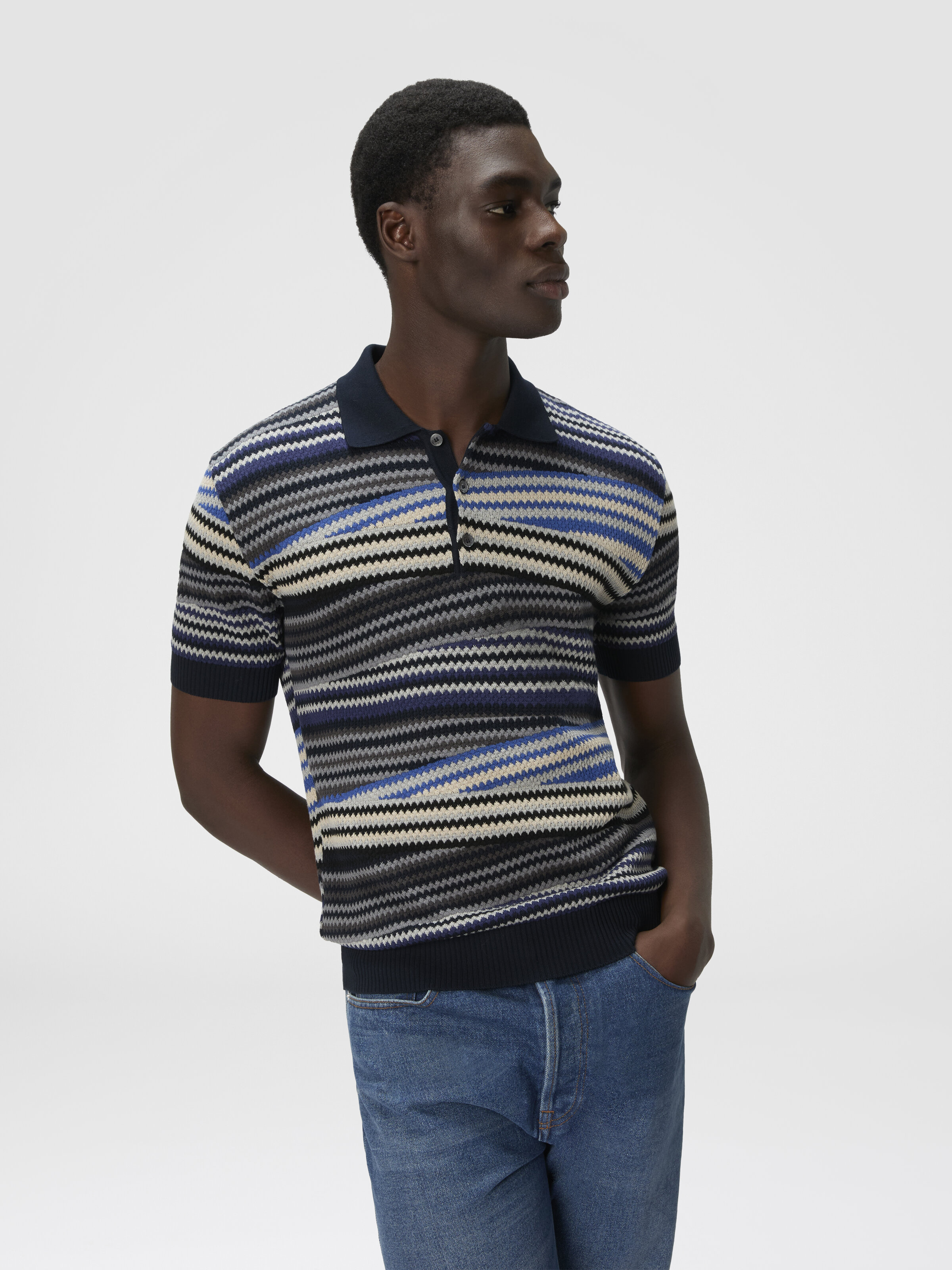 Short Sleeve Polo with Buttons and Striped Zigzag Pattern, Blue - 3