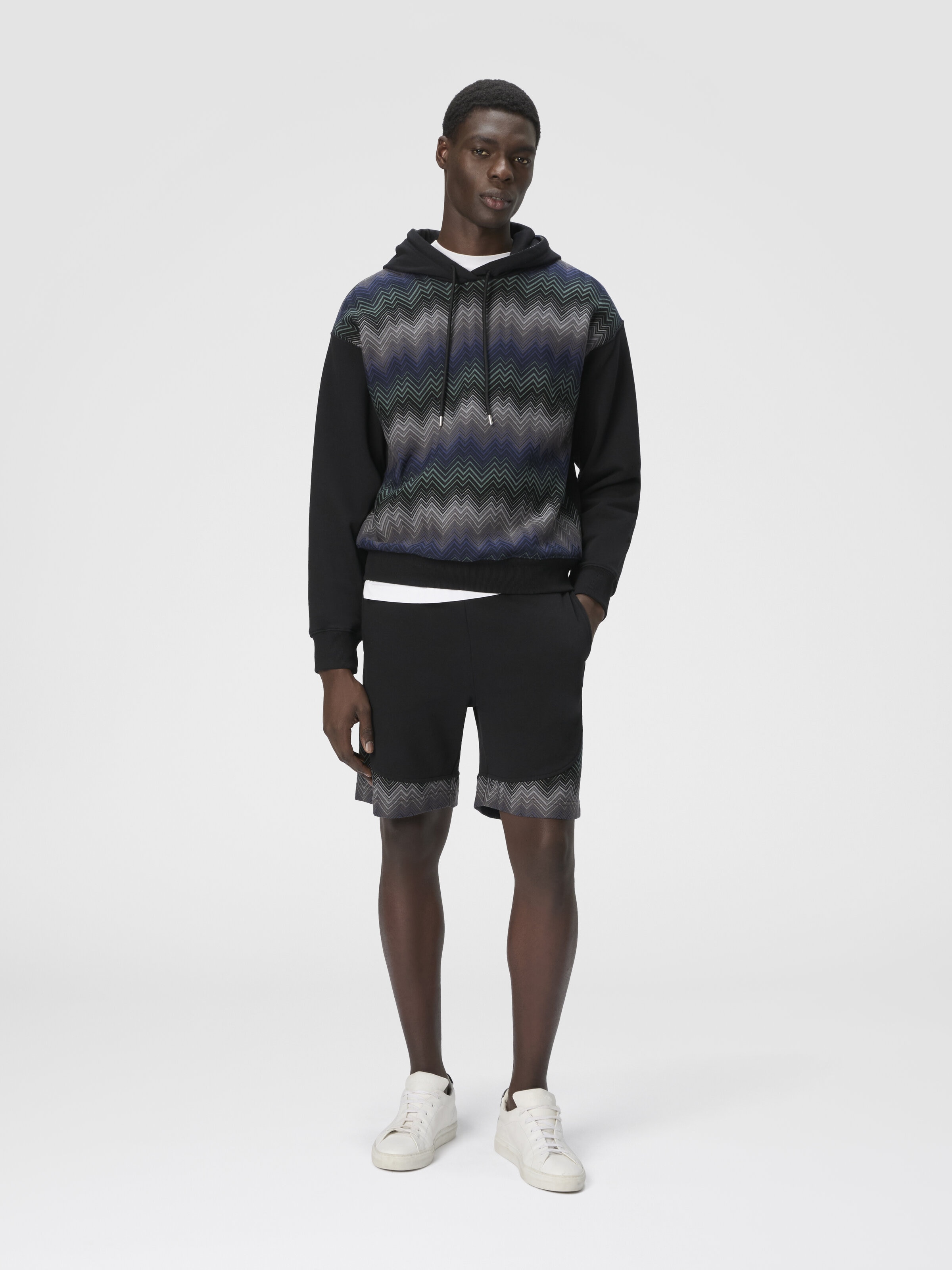 Short en molleton avec insert zigzag, Noir - 1