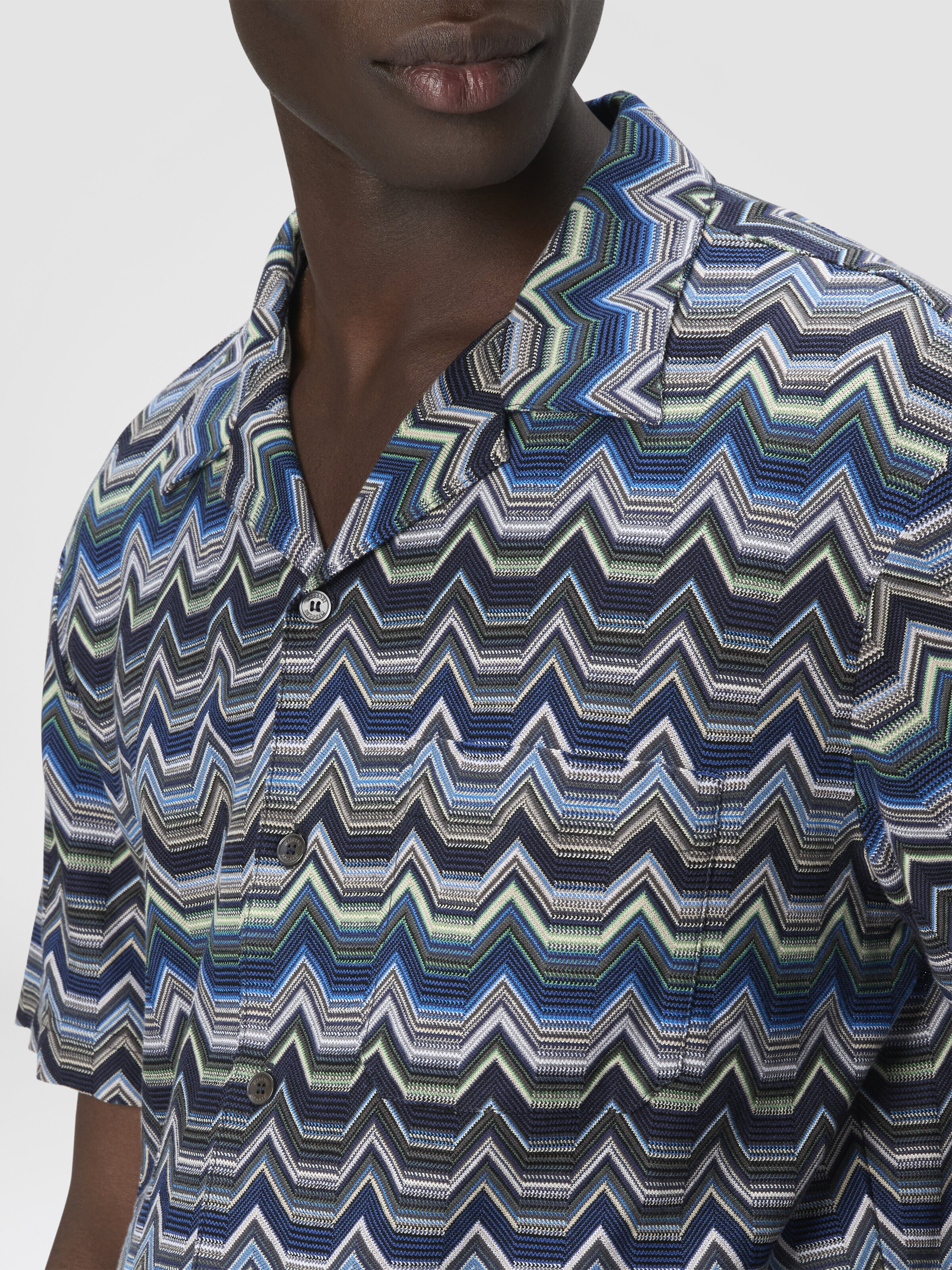 Chemise bowling à zigzag géométrique, Bleu & Vert  - 4