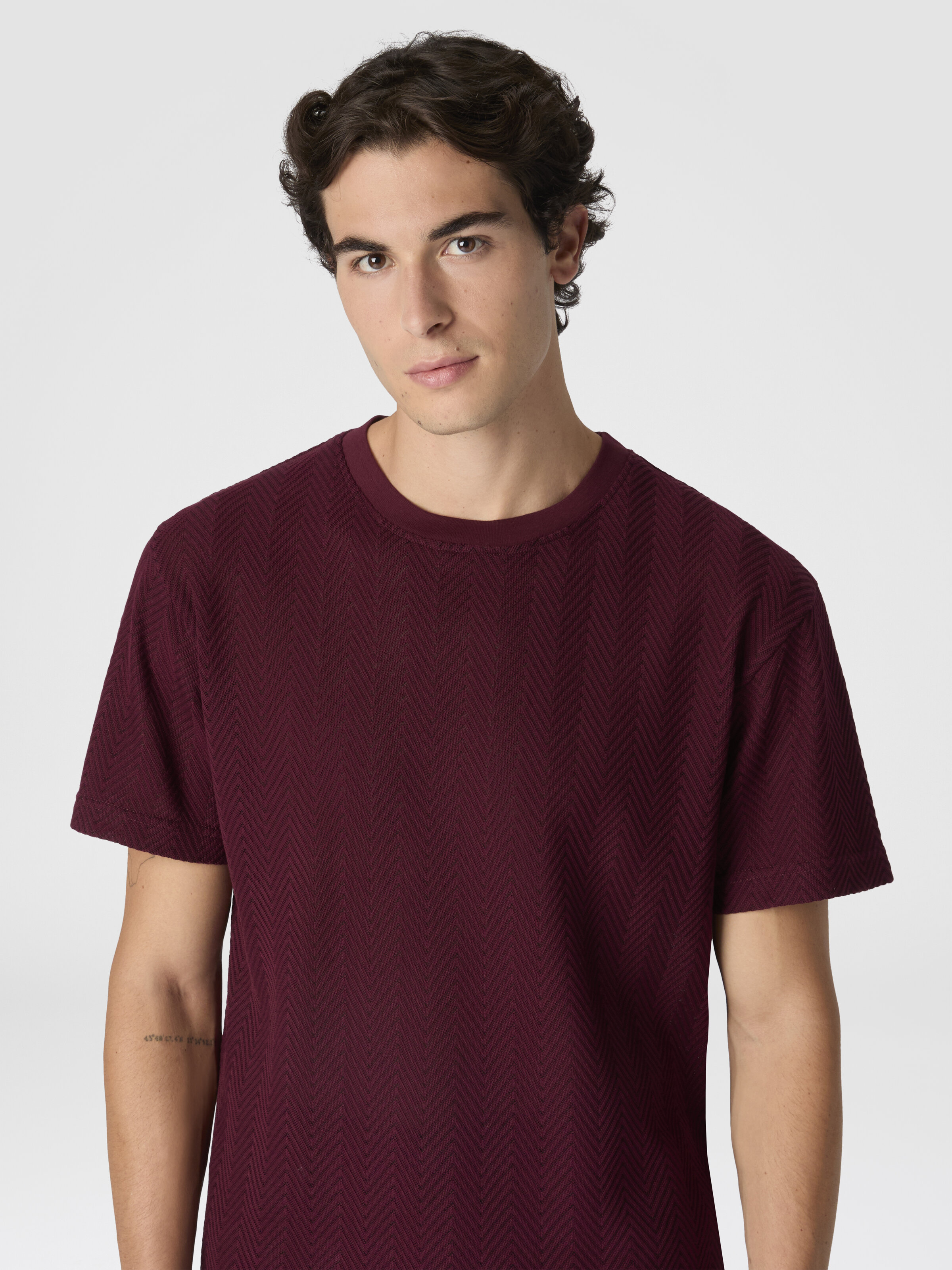 Crew Neck T-Shirt in Cotton-Viscose Raschel, Burgundy - 3