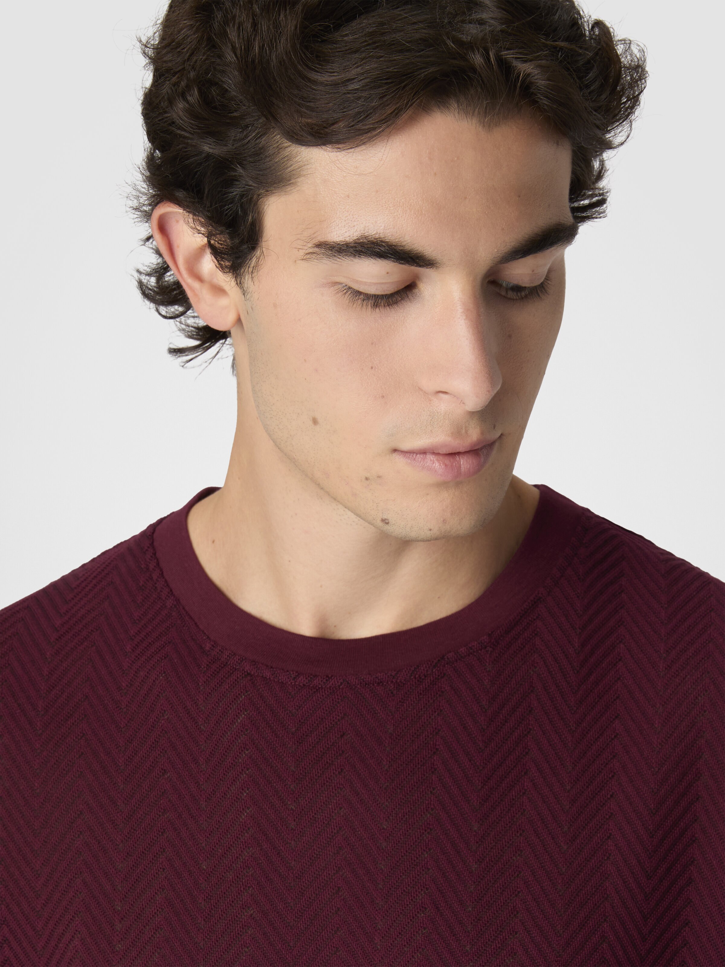 Crew Neck T-Shirt in Cotton-Viscose Raschel, Burgundy - 4