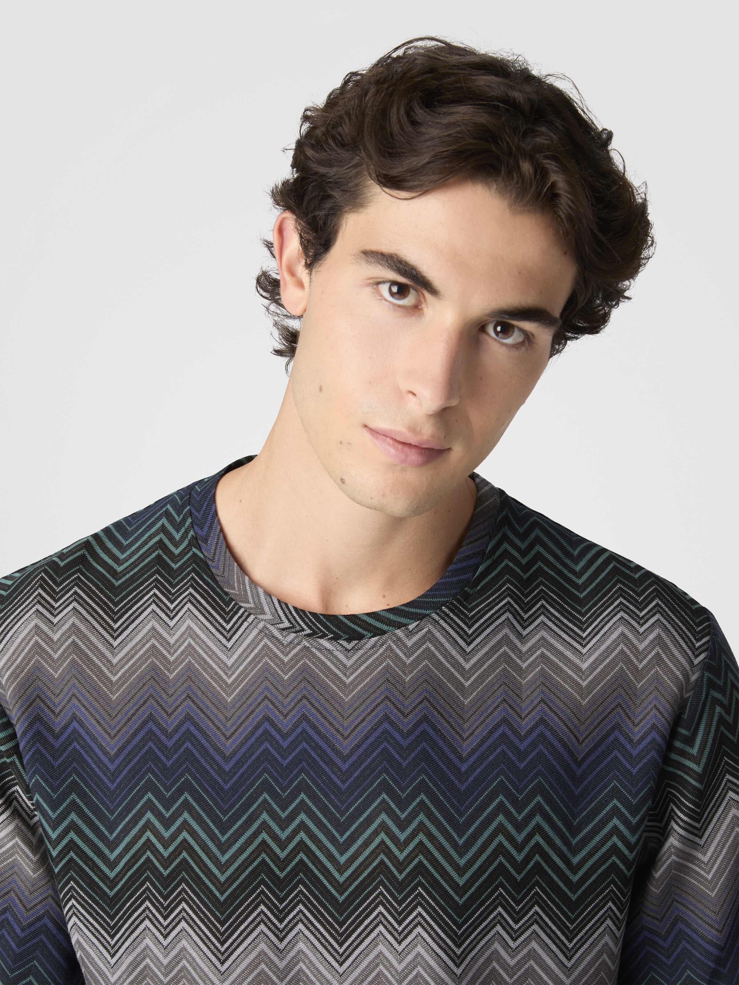 Crew Neck T-Shirt with Irregular Zigzag, Blue & Green - 4